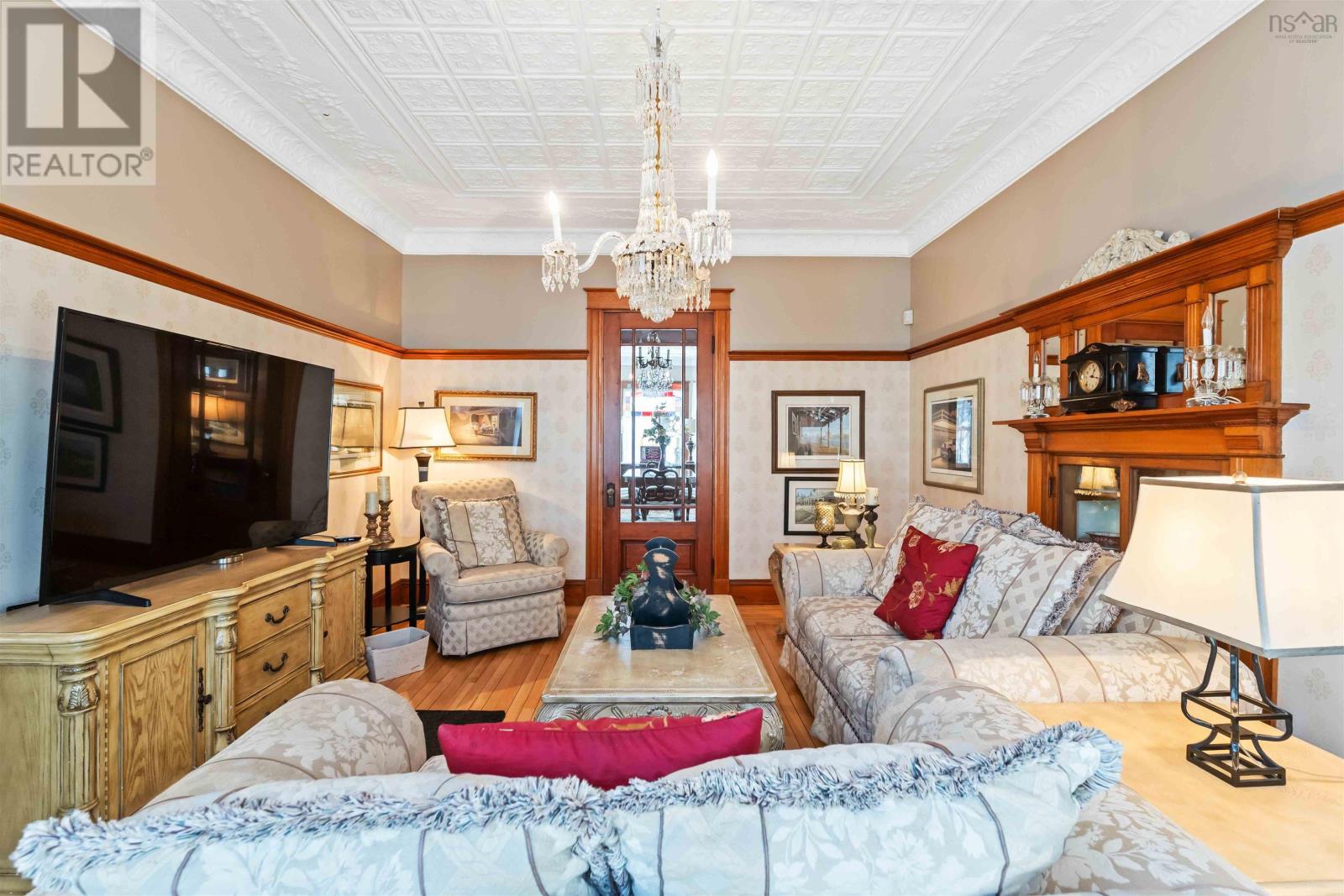 Property 11 of 47 of 20 Victoria Avenue