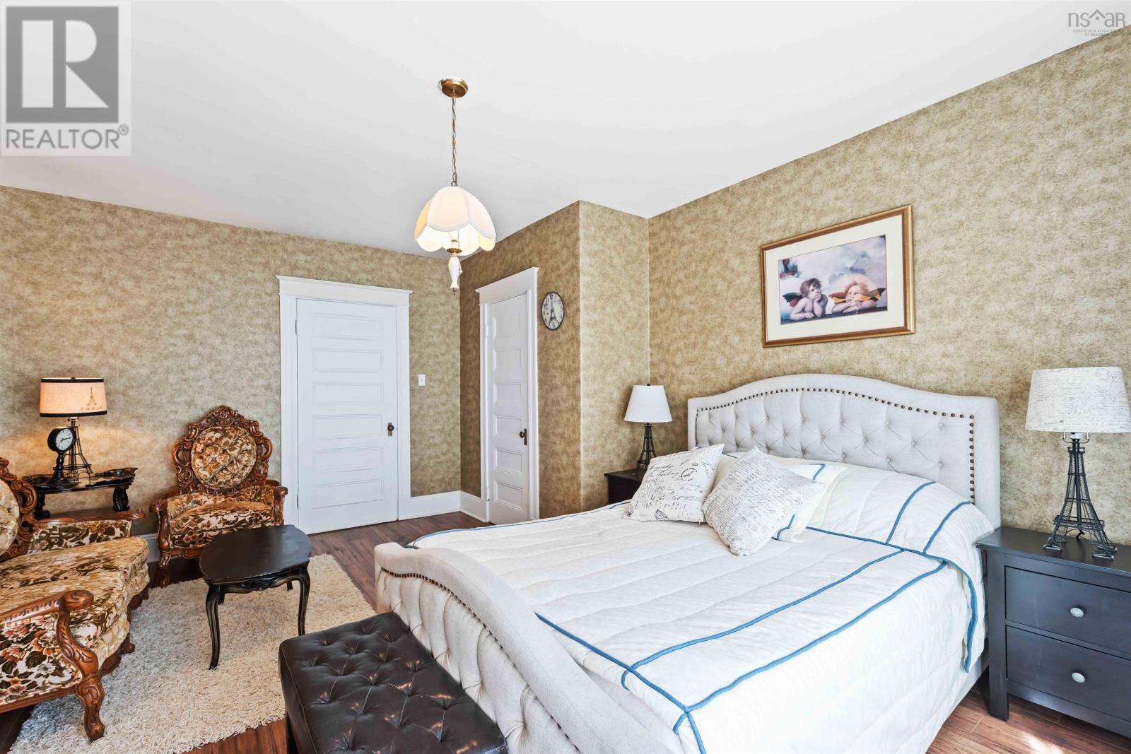 Property 27 of 47 of 20 Victoria Avenue