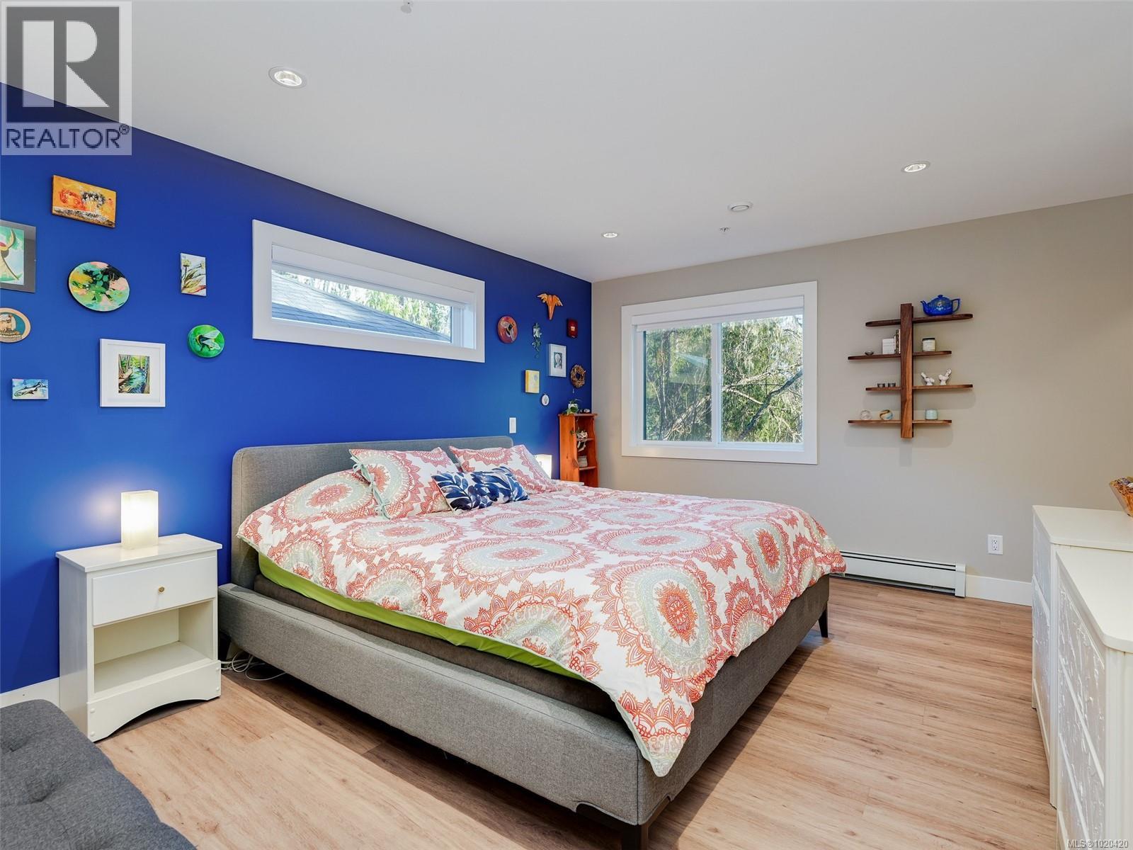 106 2096 Kennedy St, Sooke