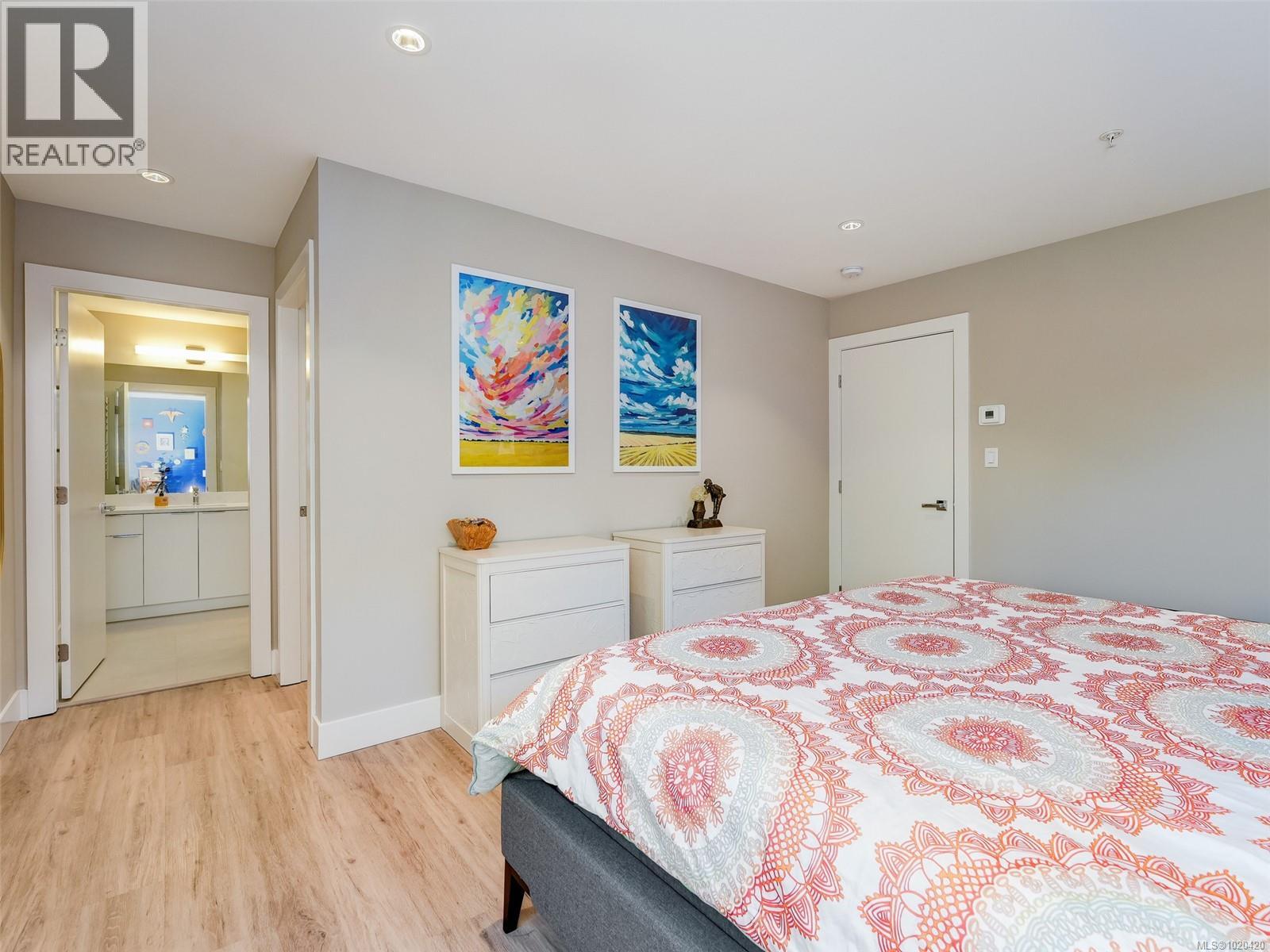 106 2096 Kennedy St, Sooke