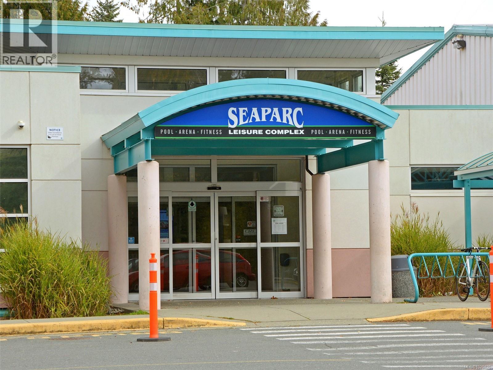 106 2096 Kennedy St, Sooke