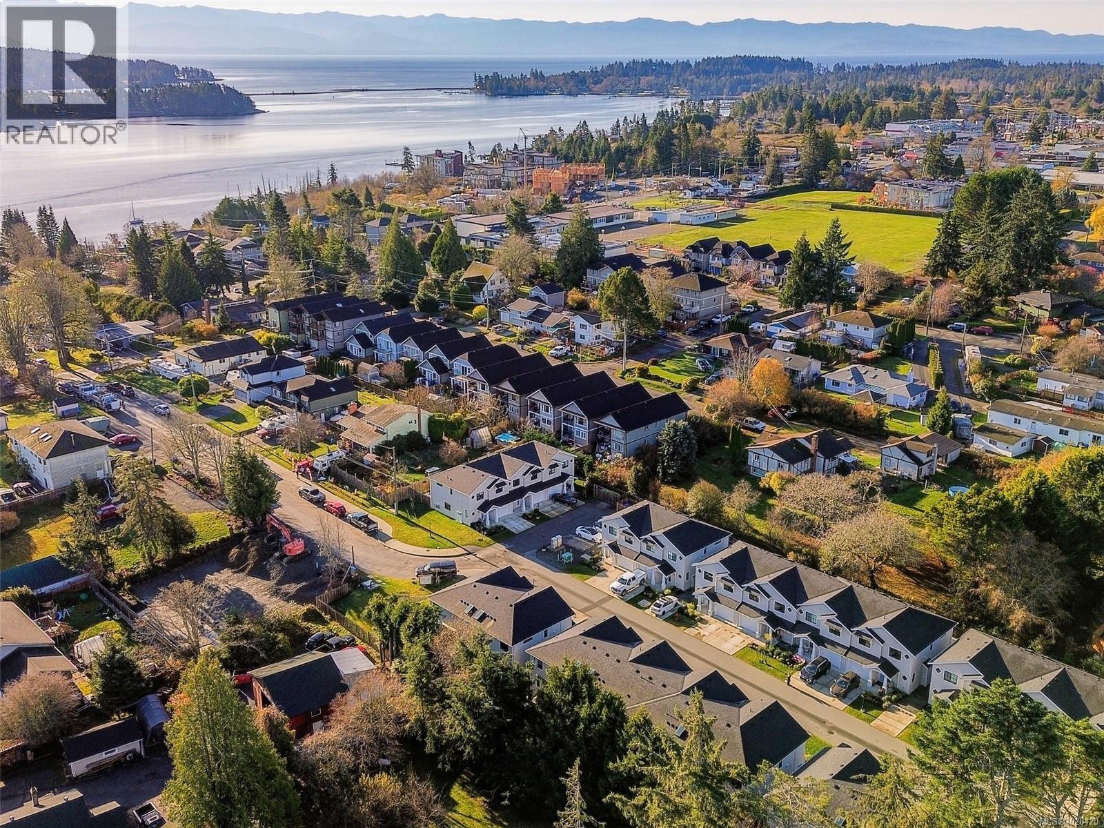 106 2096 Kennedy St, Sooke