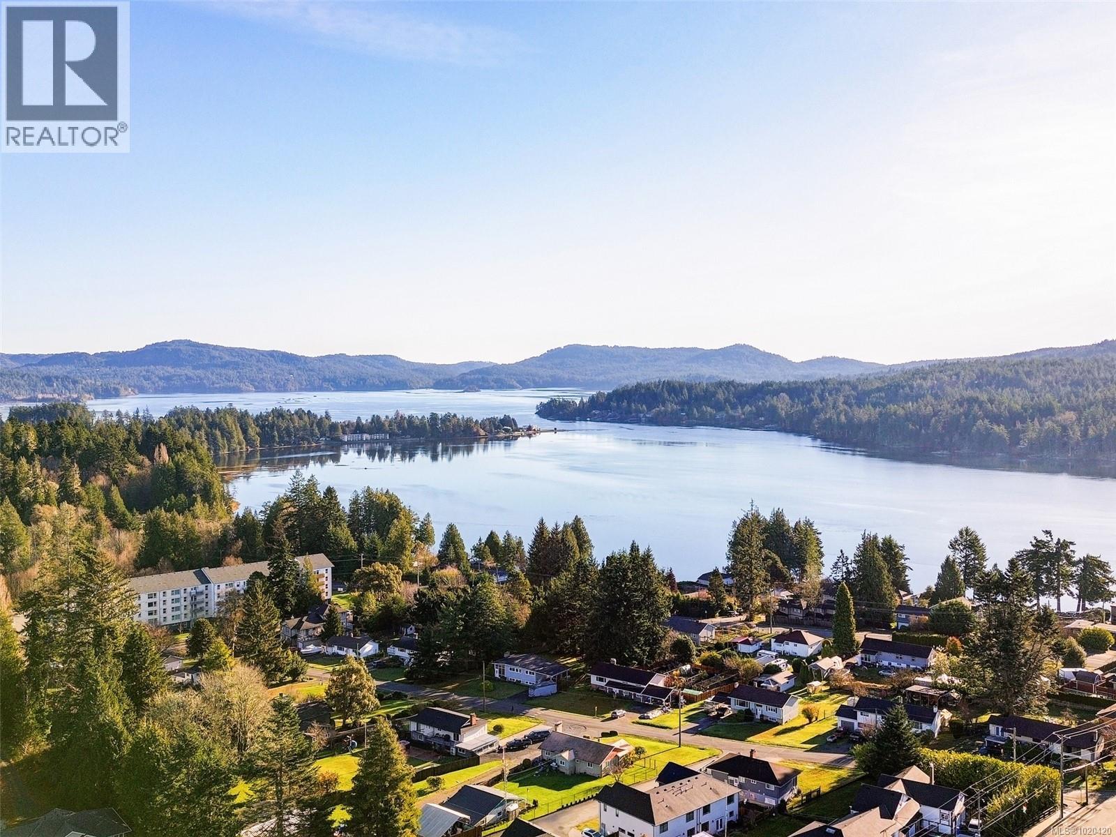 106 2096 Kennedy St, Sooke