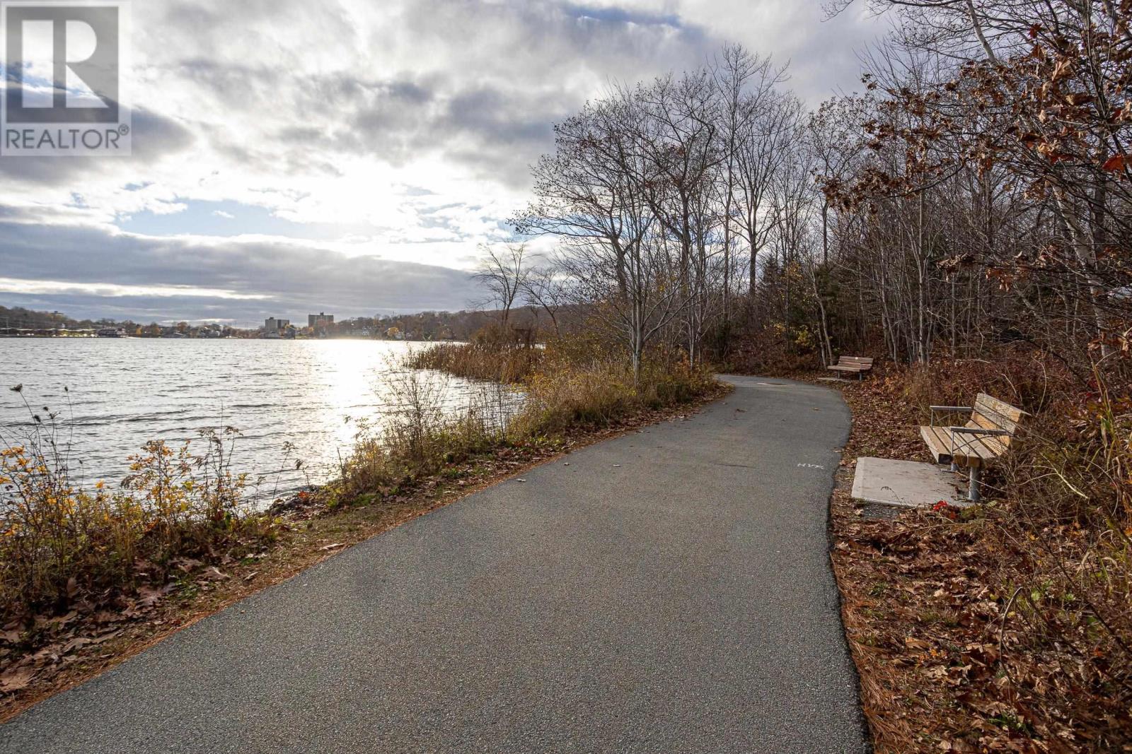 Property 10 of 37 of 107 26 Brookdale Crescent