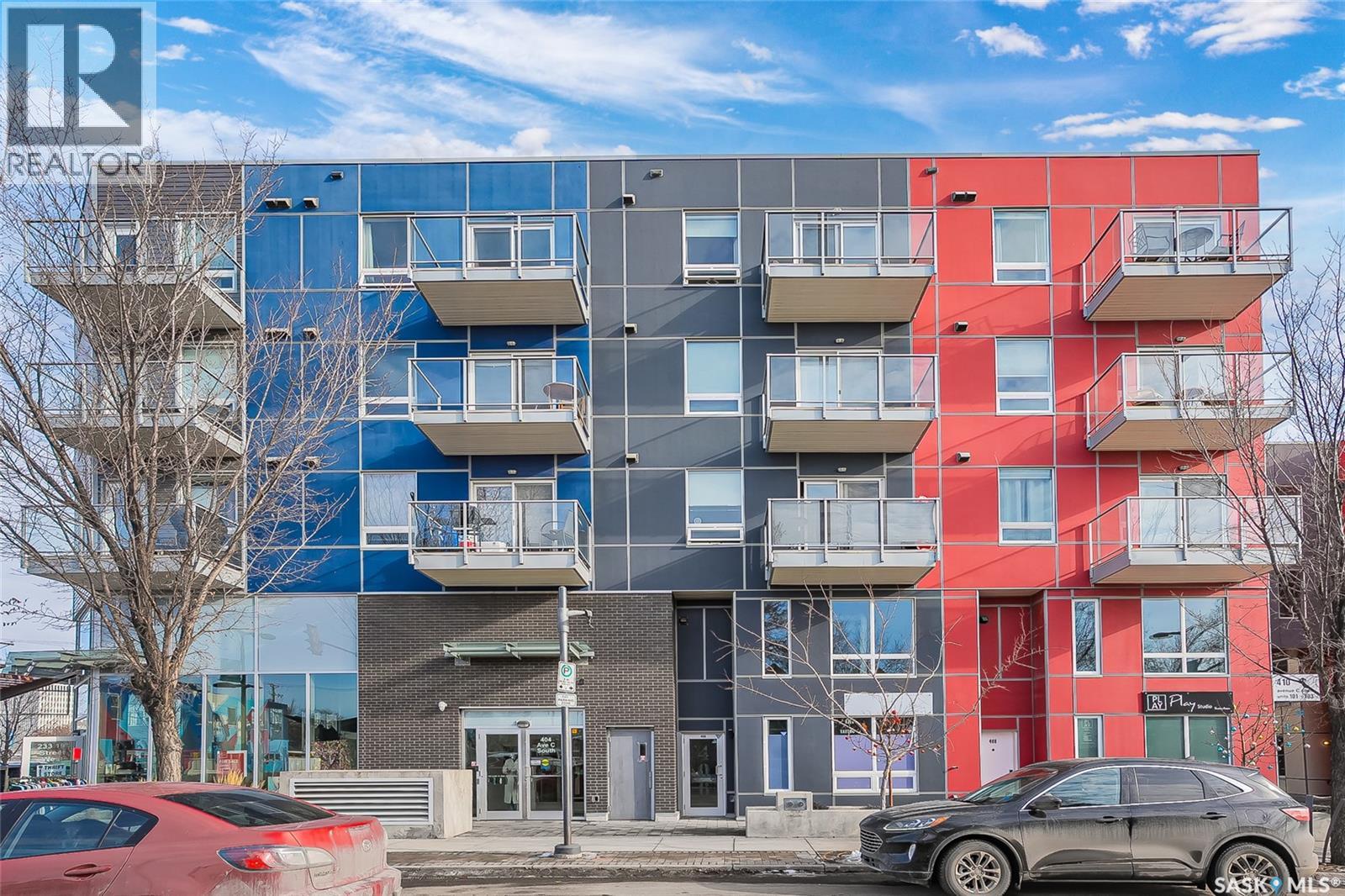 #325 404 C AVENUE S - Image 2