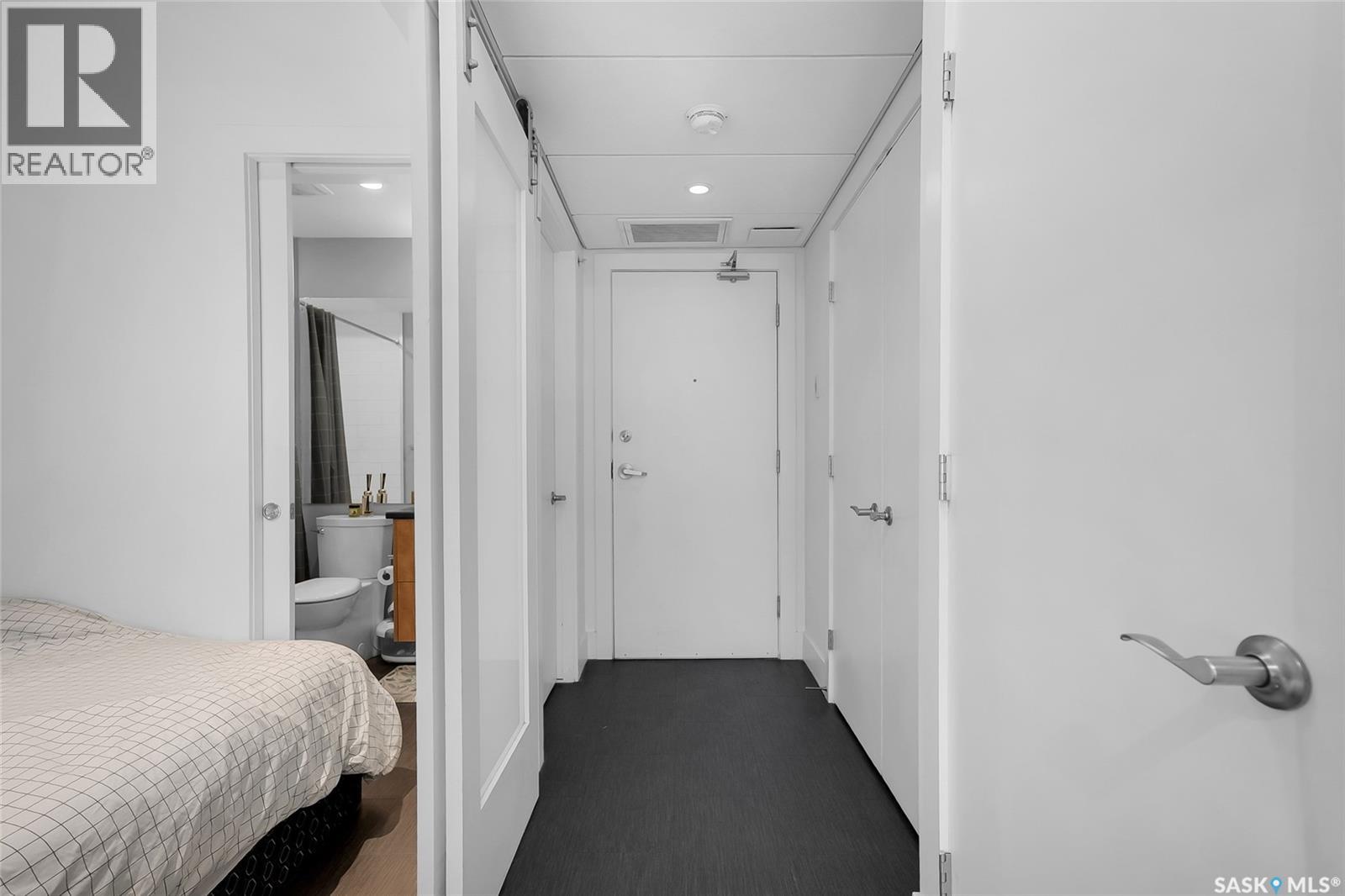 #325 404 C AVENUE S - 6