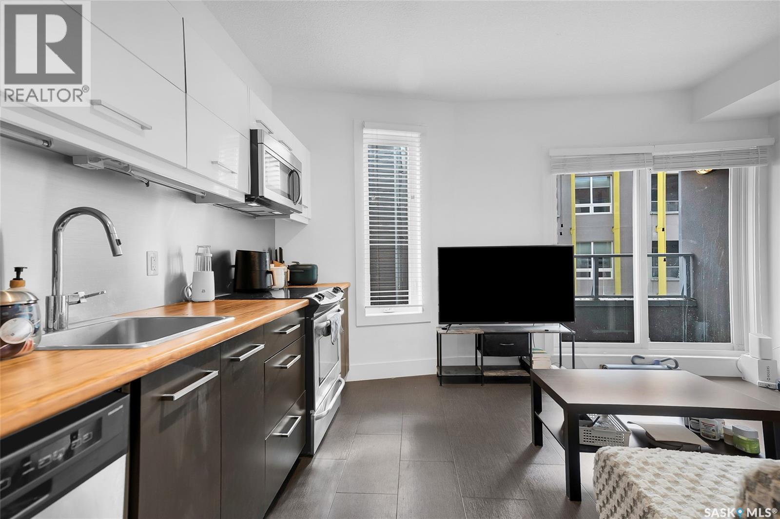 #325 404 C AVENUE S - 7