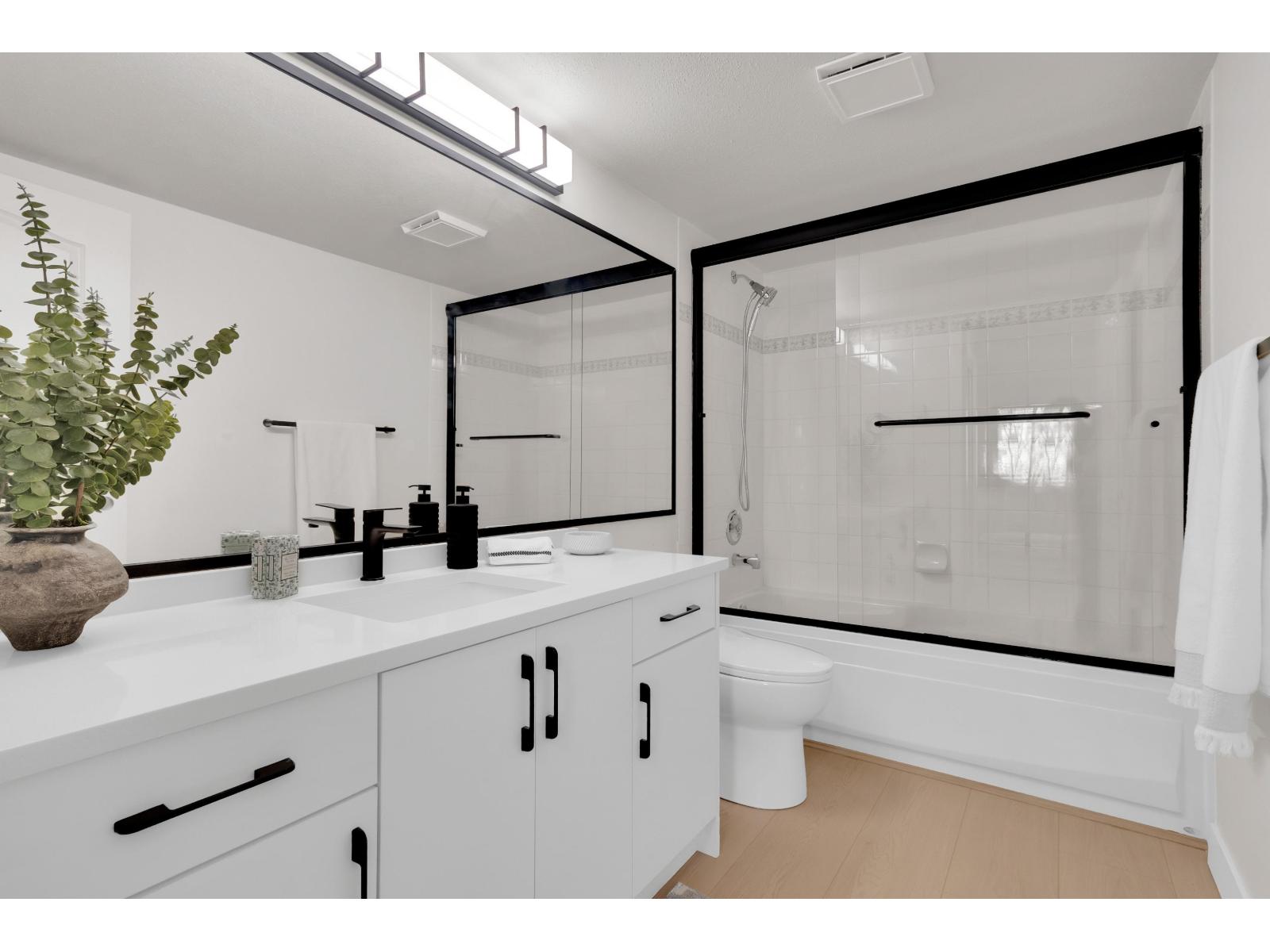 310 20443 53 AVENUE, Langley