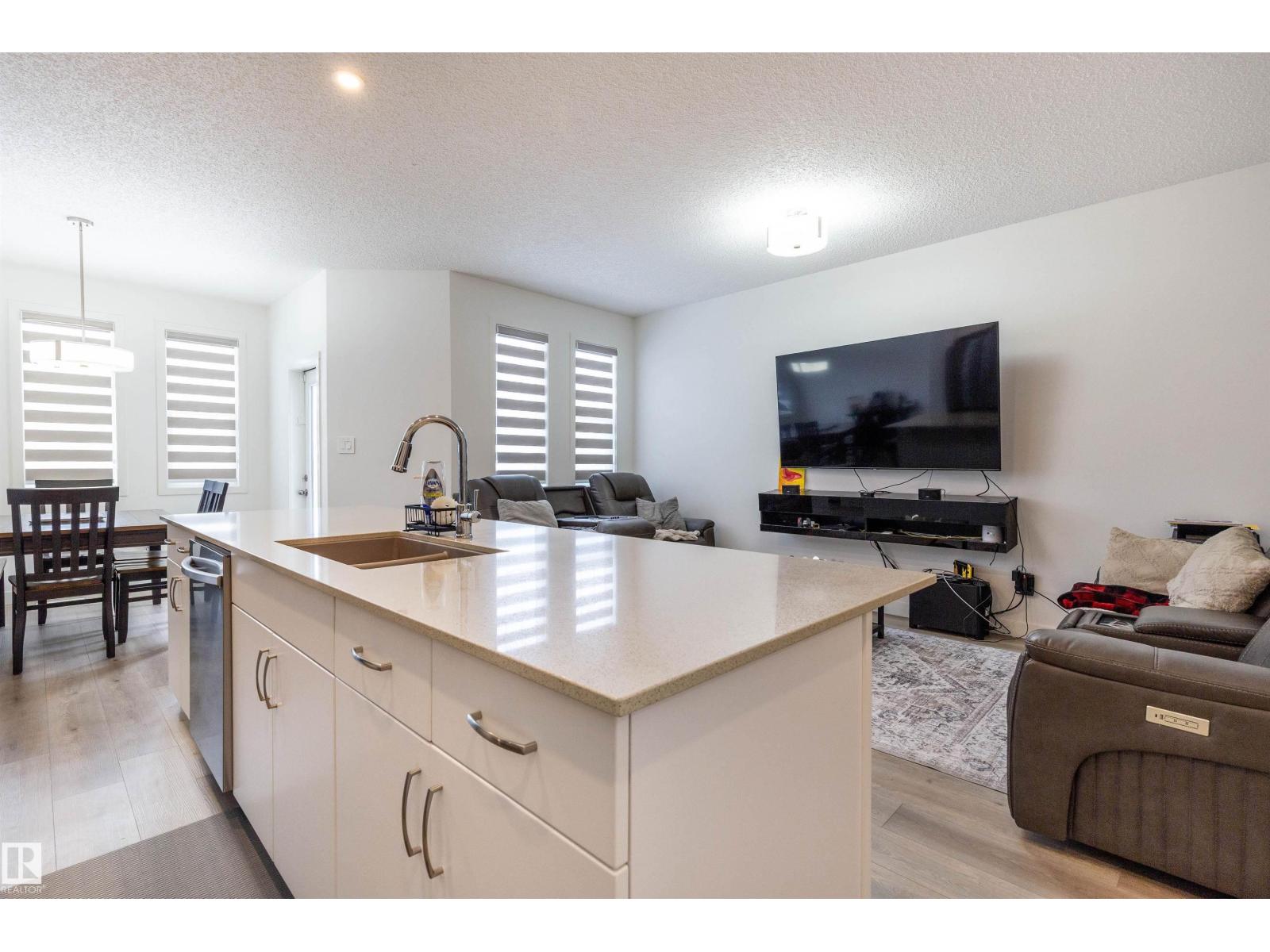 42 JENNIFER CR, St. Albert