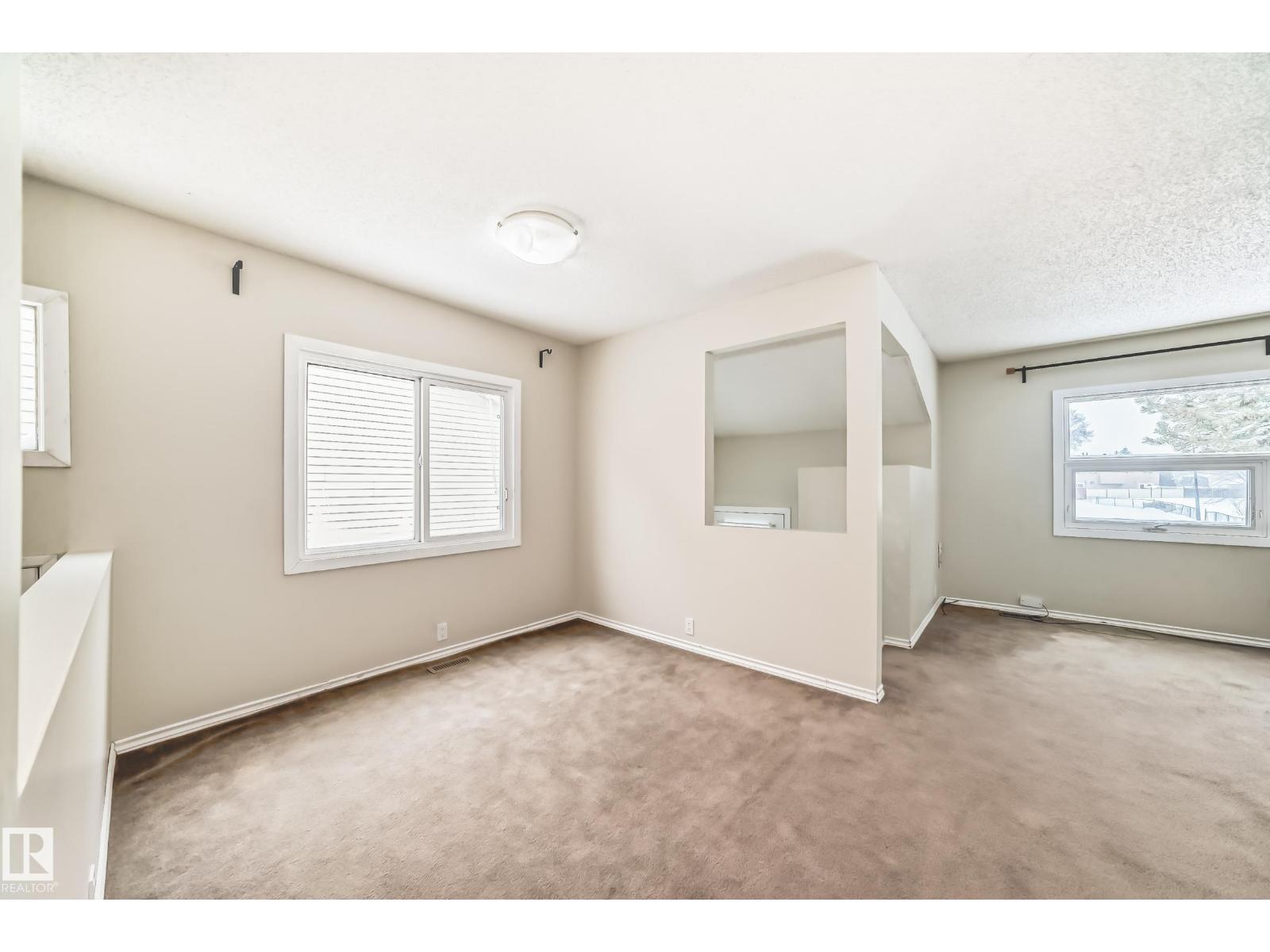 5308 20 AV NW, Edmonton