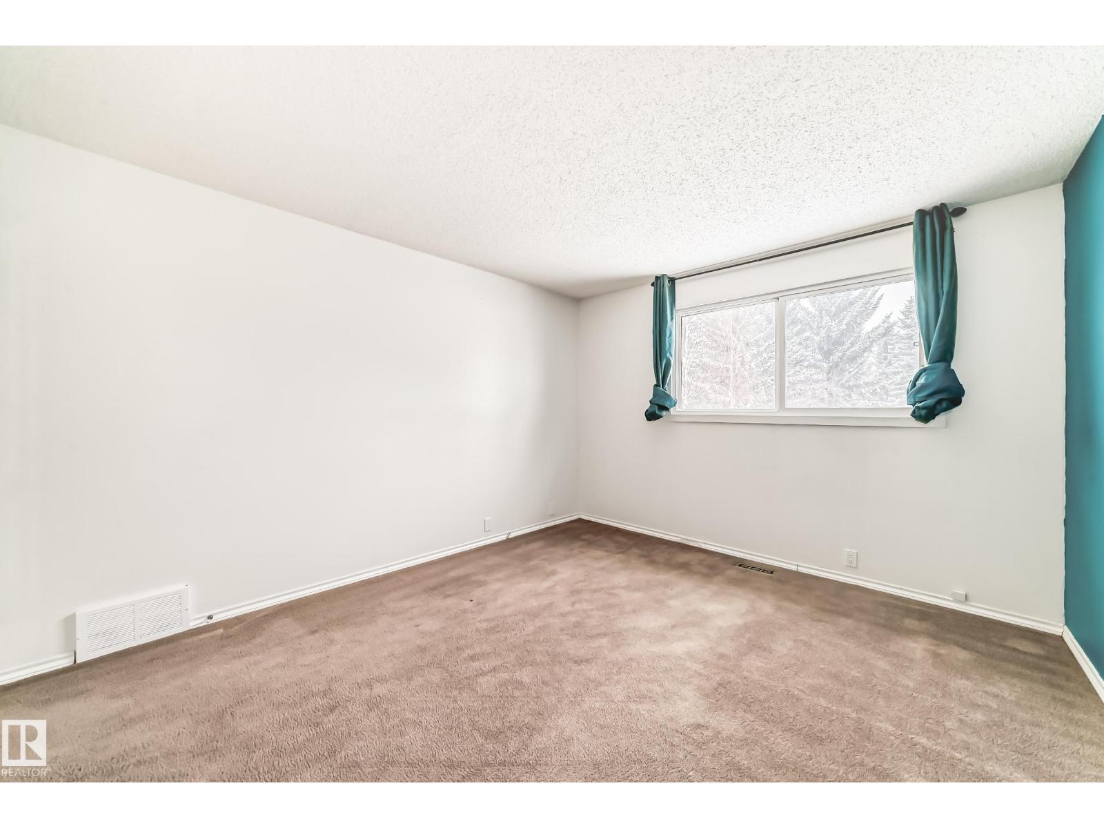 5308 20 AV NW, Edmonton