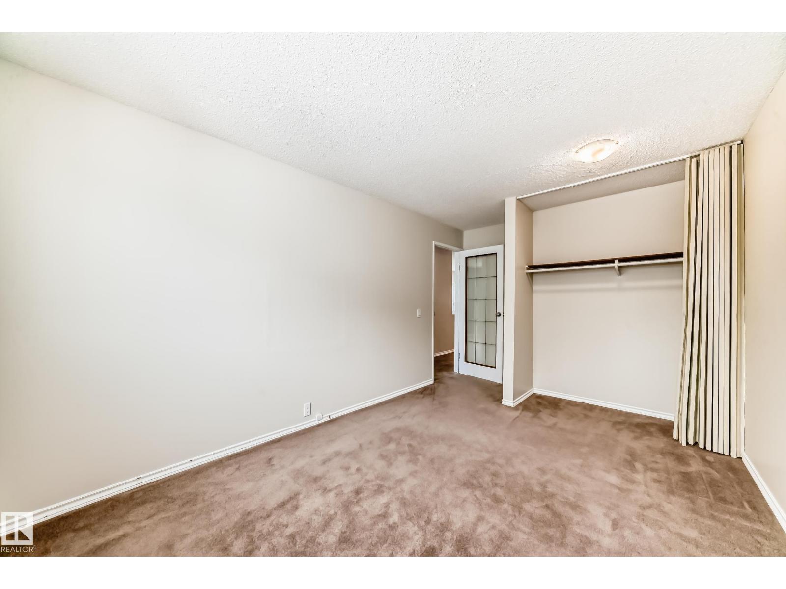 5308 20 AV NW, Edmonton