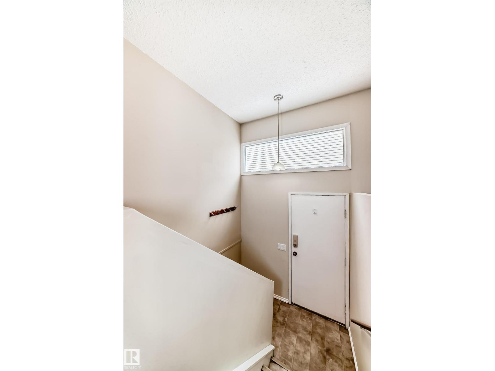 5308 20 AV NW, Edmonton