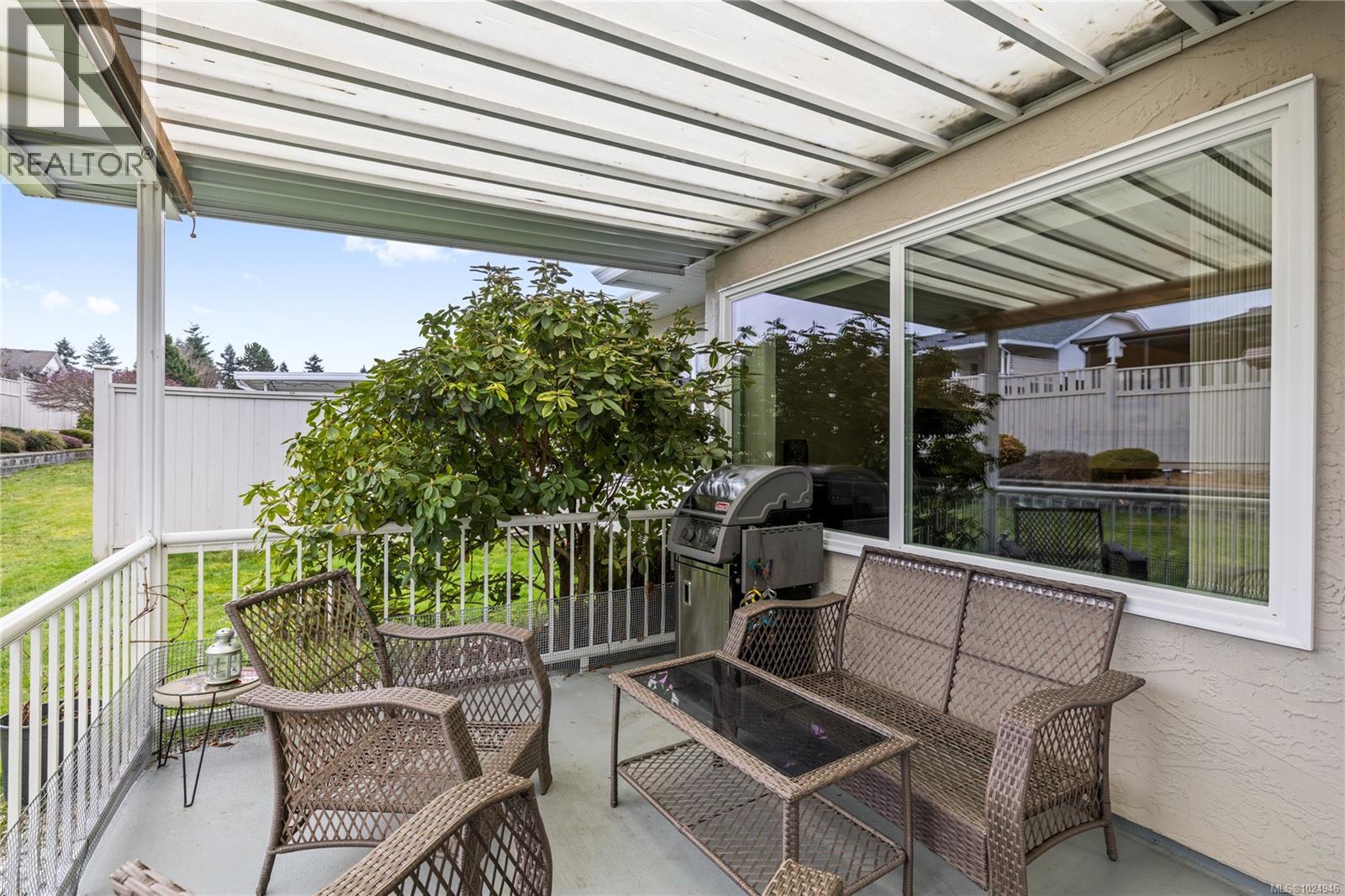 5894 Primrose Dr, Nanaimo