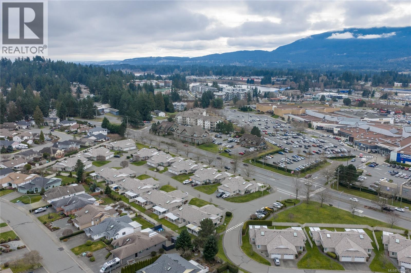 5894 Primrose Dr, Nanaimo