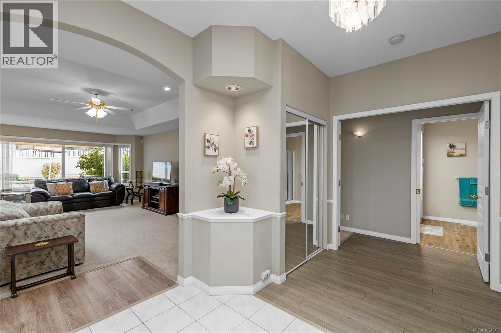 5894 Primrose Dr, Nanaimo