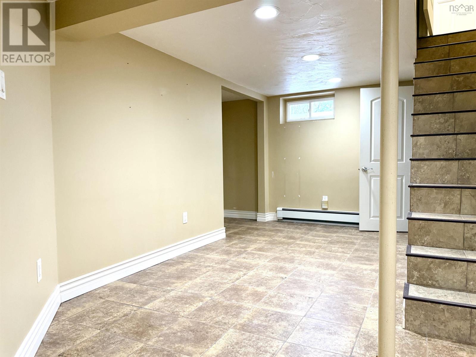 Property 33 of 50 of 27 Regent Street