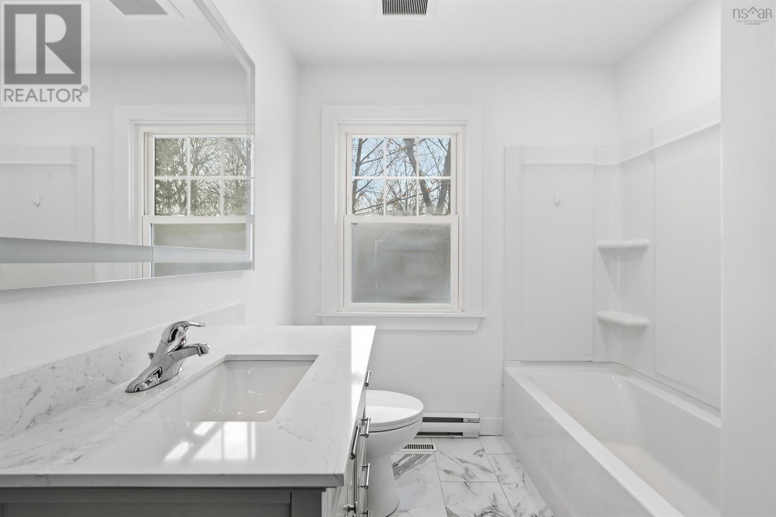 Property 10 of 49 of 56 Whitman Court