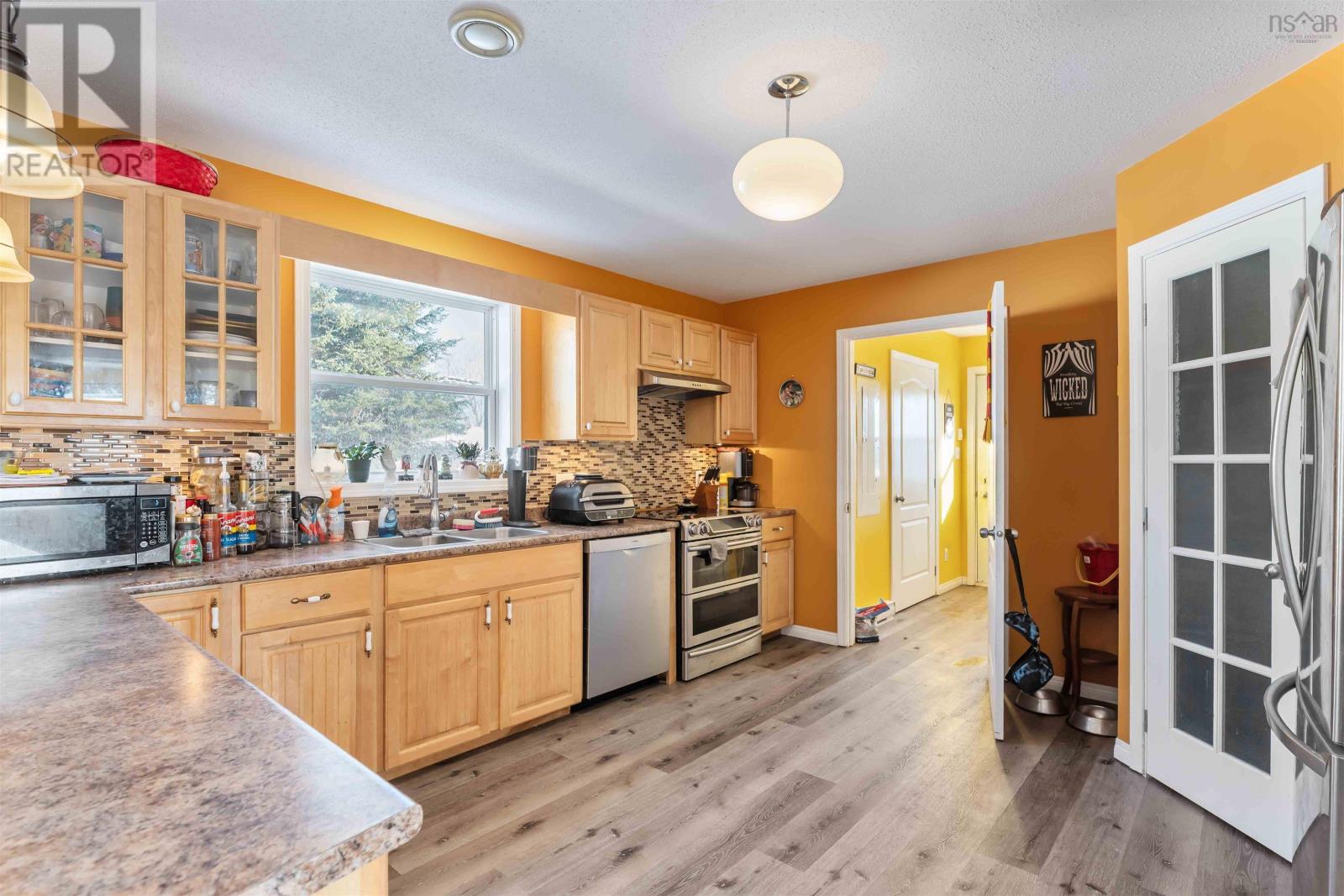 Property 6 of 29 of 223 Church Street