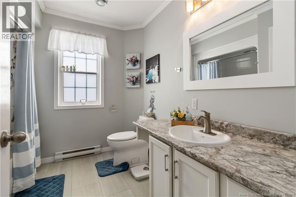16 CROWBUSH CRESCENT - 18