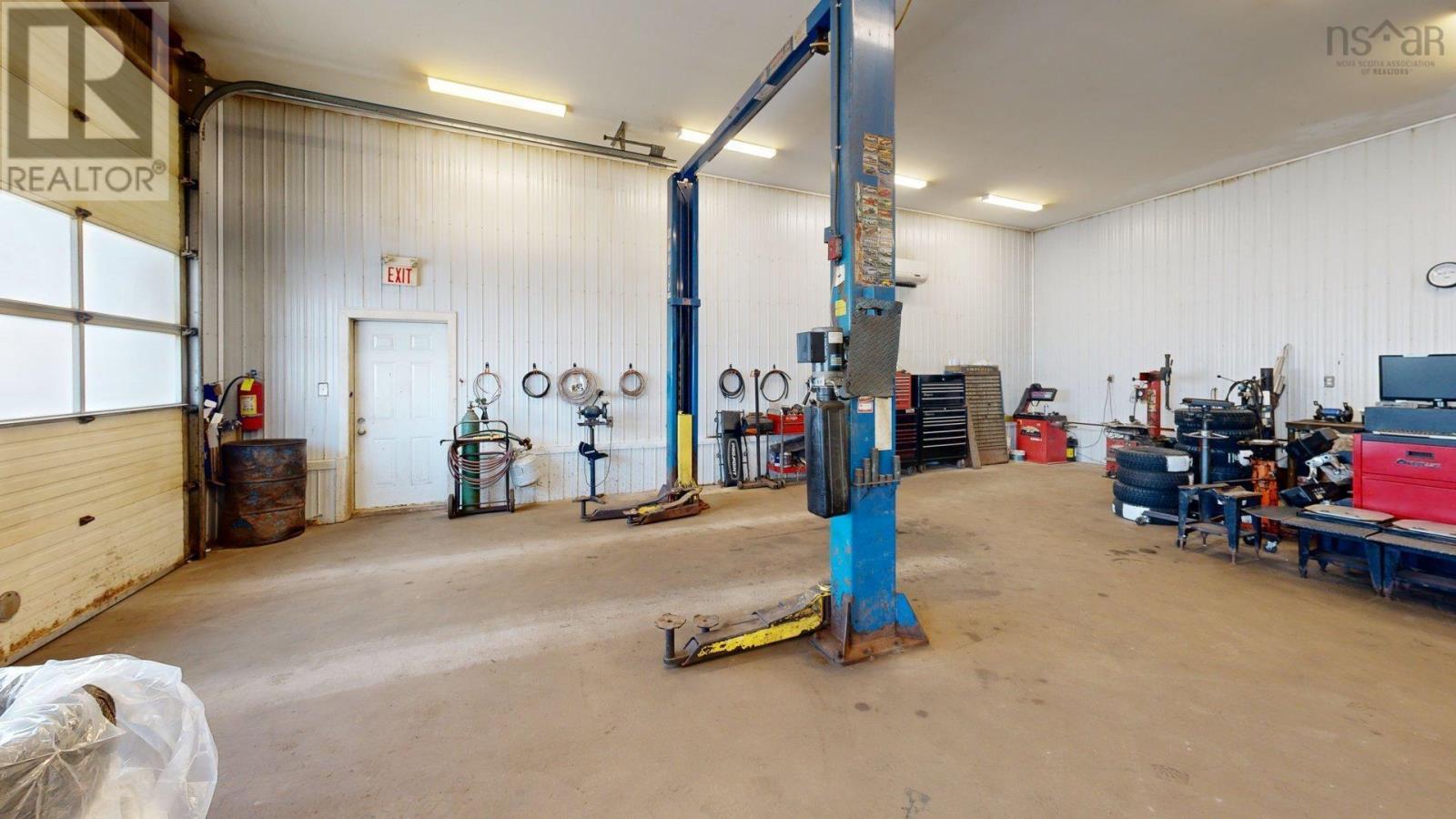 Property 8 of 13 of 7756 Highway 276 Roachvale Lot 1