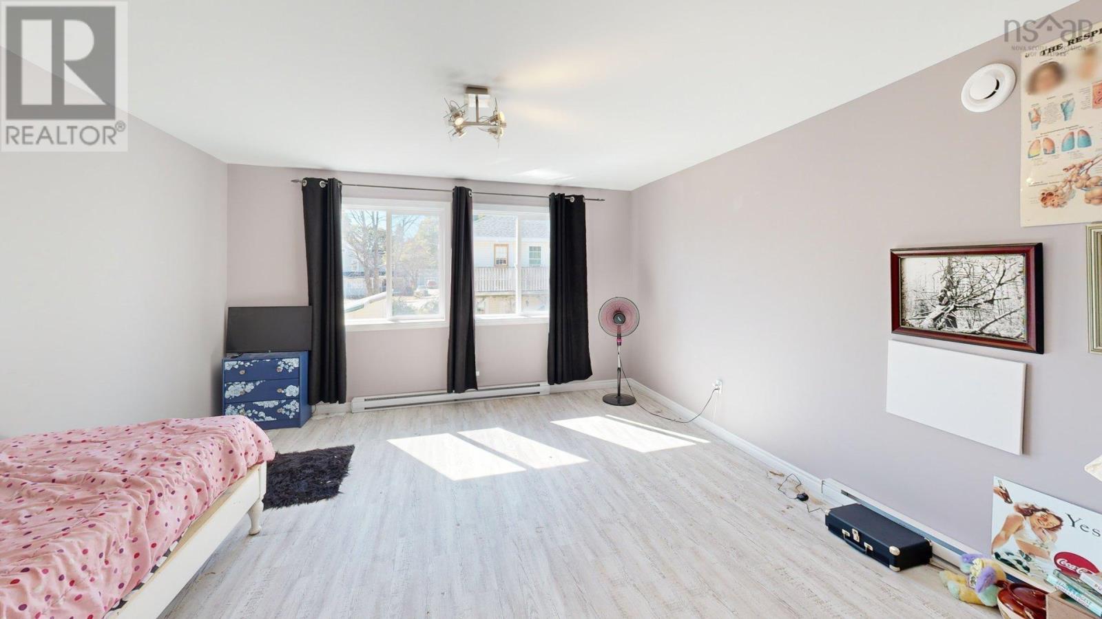 Property 28 of 49 of 1518/1520 Bridge Street