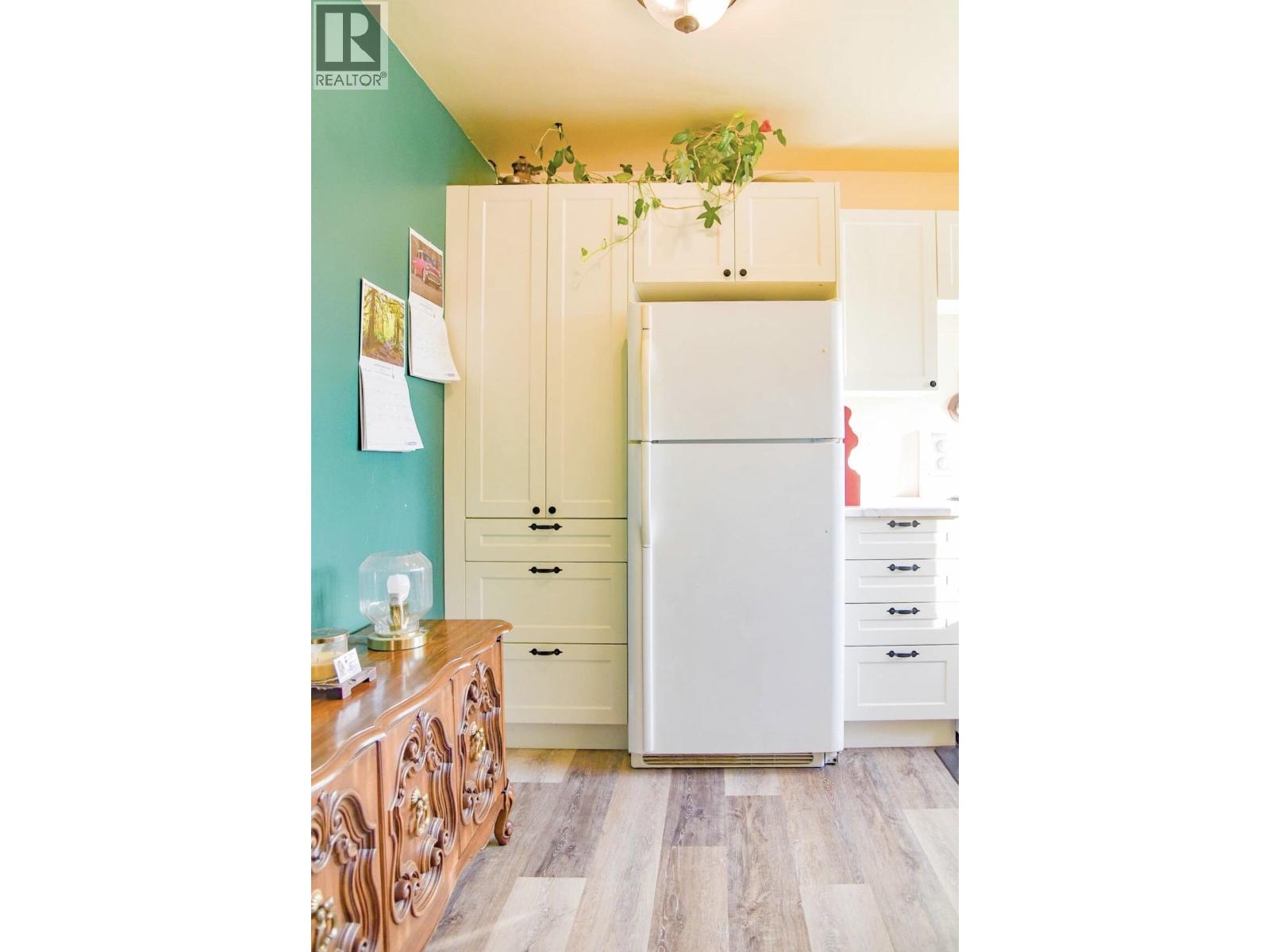 #125-4529 STRAUME Avenue, Terrace