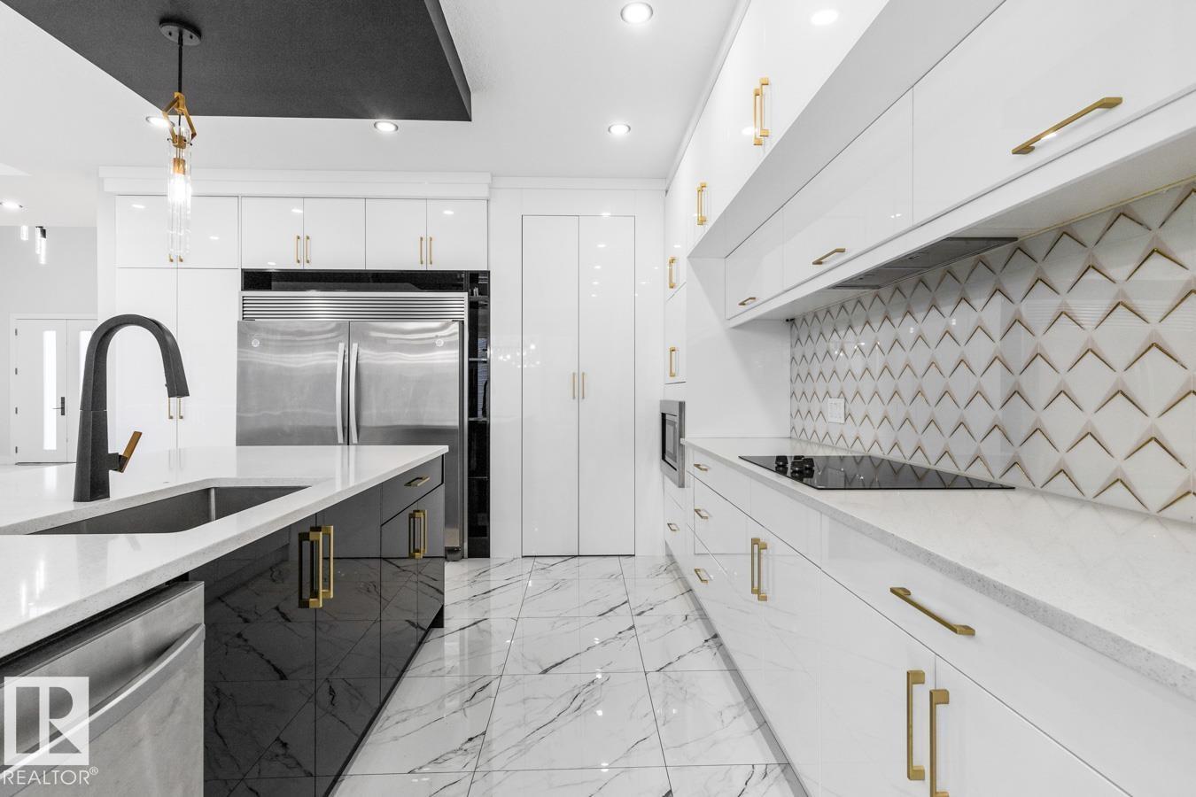 5804 SOLEIL BV, Beaumont