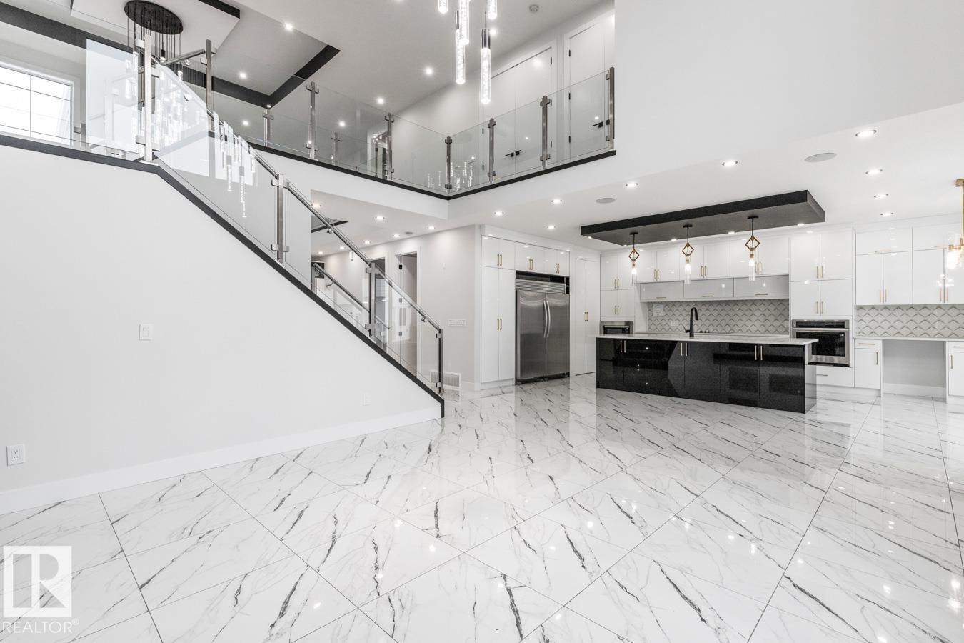 5804 SOLEIL BV, Beaumont