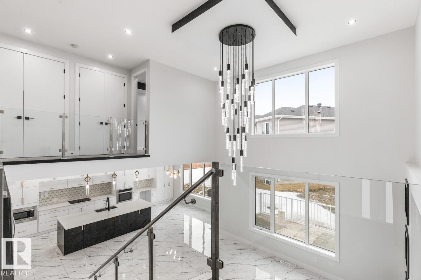 5804 SOLEIL BV, Beaumont