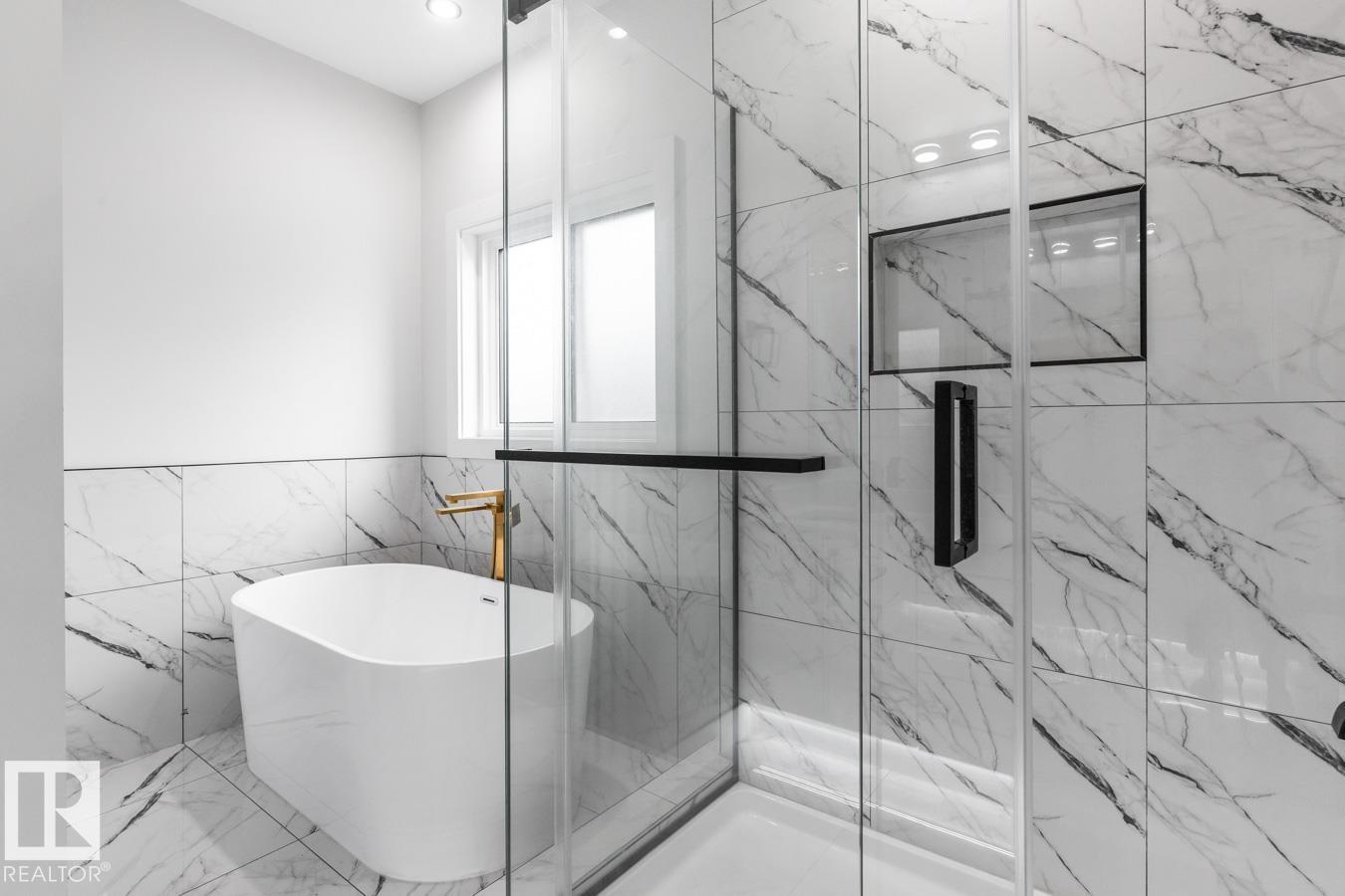 5804 SOLEIL BV, Beaumont