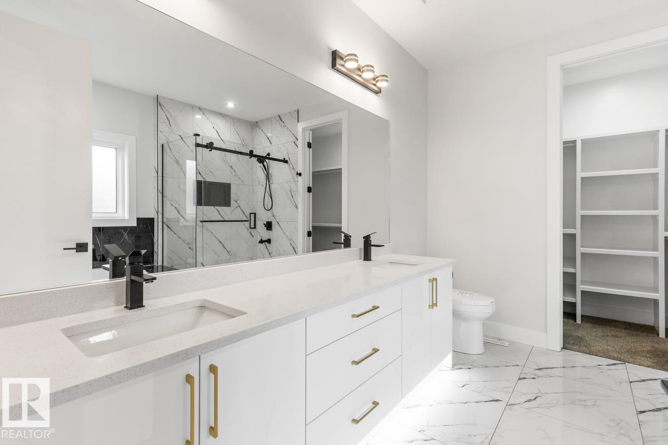 5804 SOLEIL BV, Beaumont