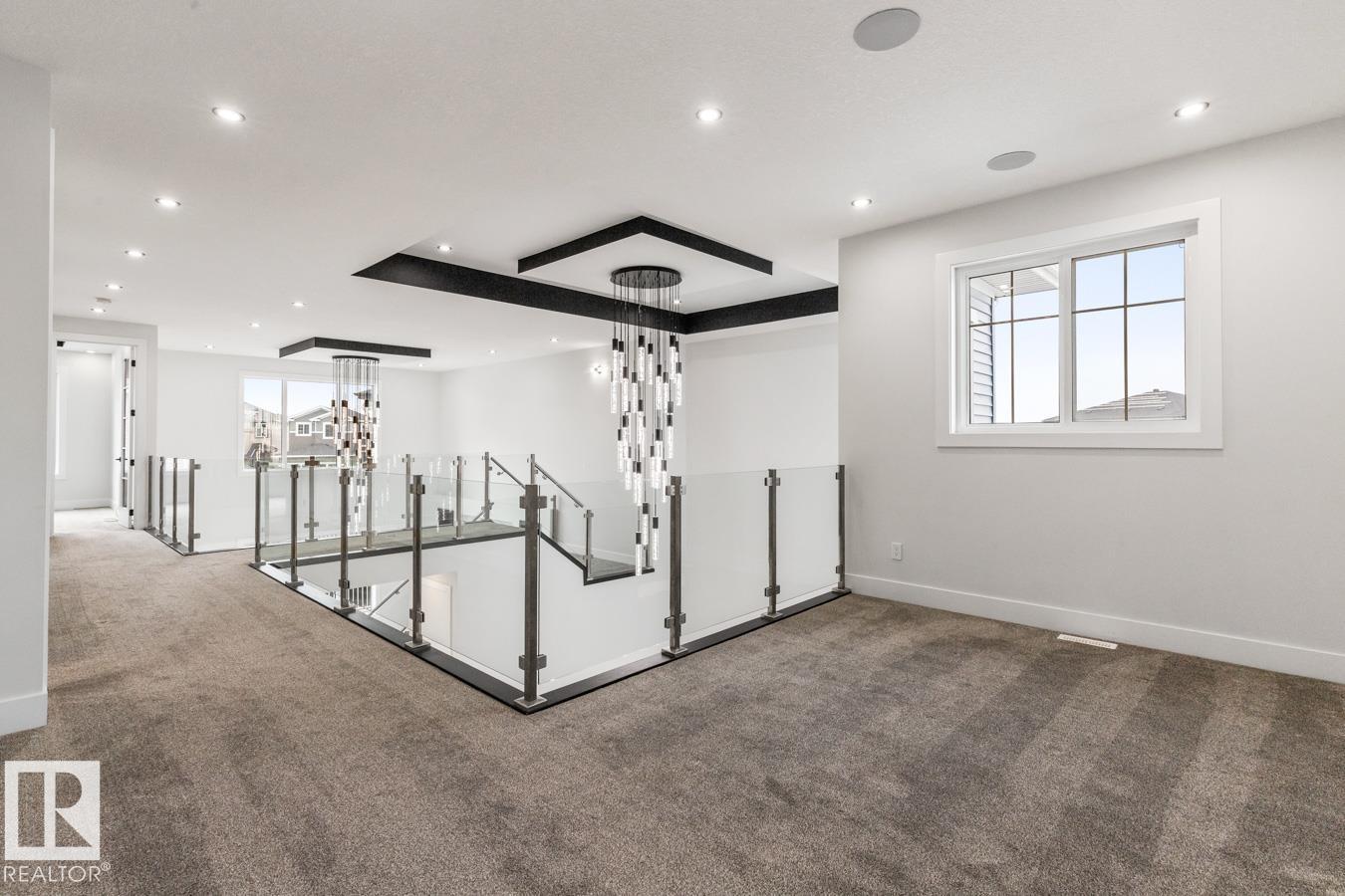 5804 SOLEIL BV, Beaumont