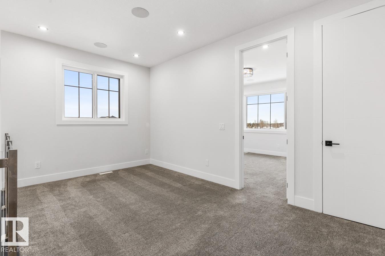 5804 SOLEIL BV, Beaumont