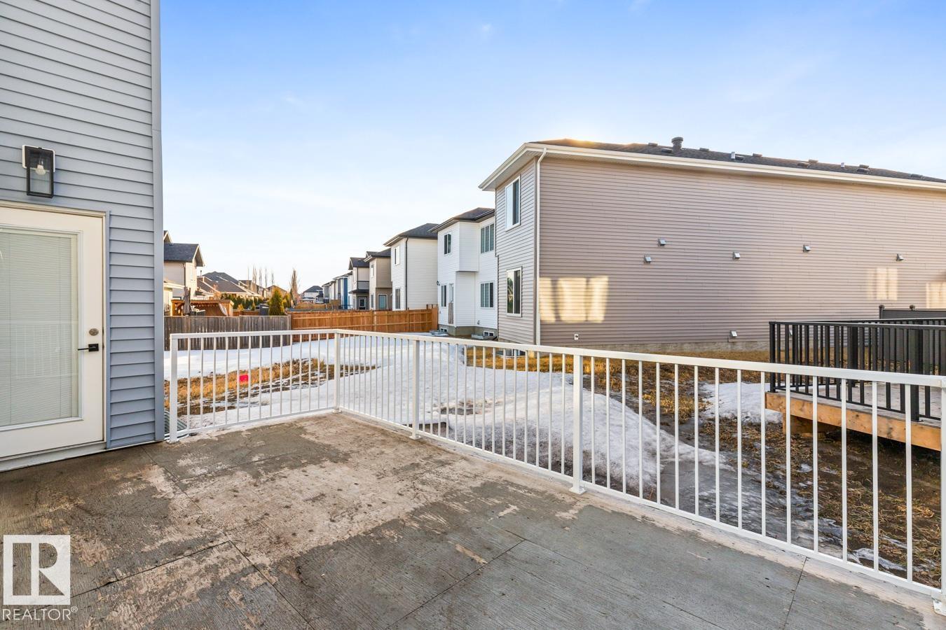 5804 SOLEIL BV, Beaumont