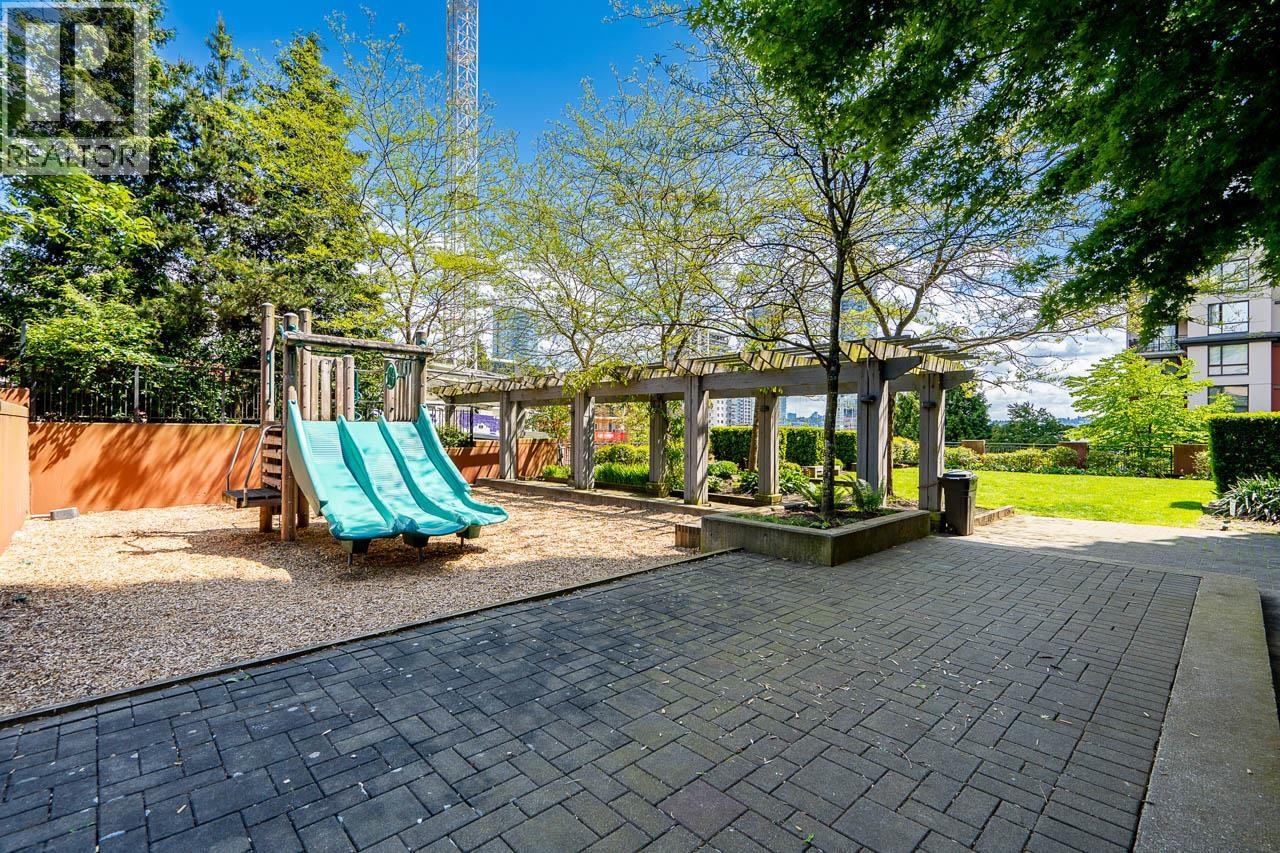 507 814 ROYAL AVENUE, New Westminster