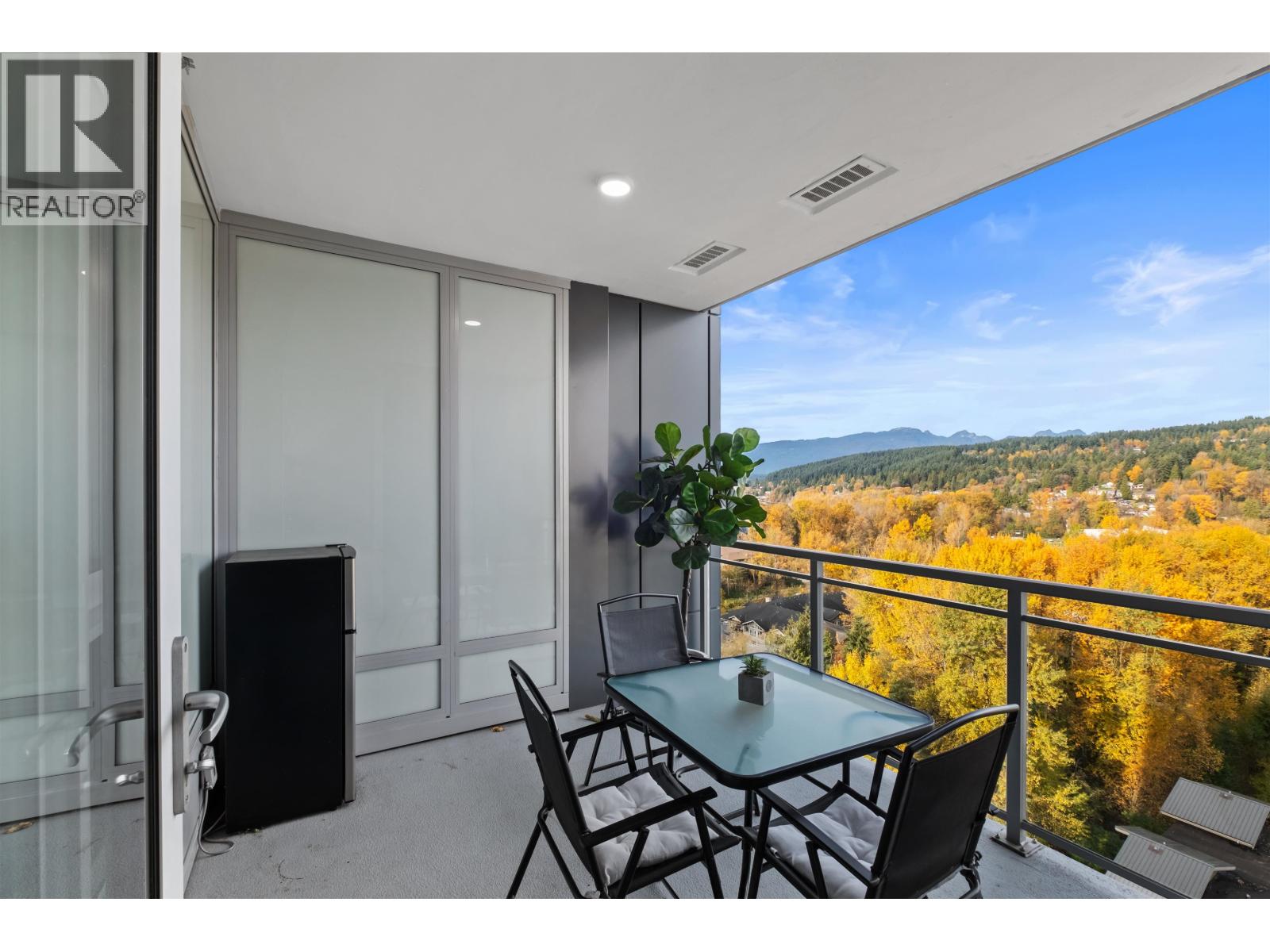 1601 305 MORRISSEY ROAD, Port Moody