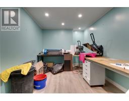 6 Oakland Avenue, Elliot Lake, ON P5A2T1 Photo 23