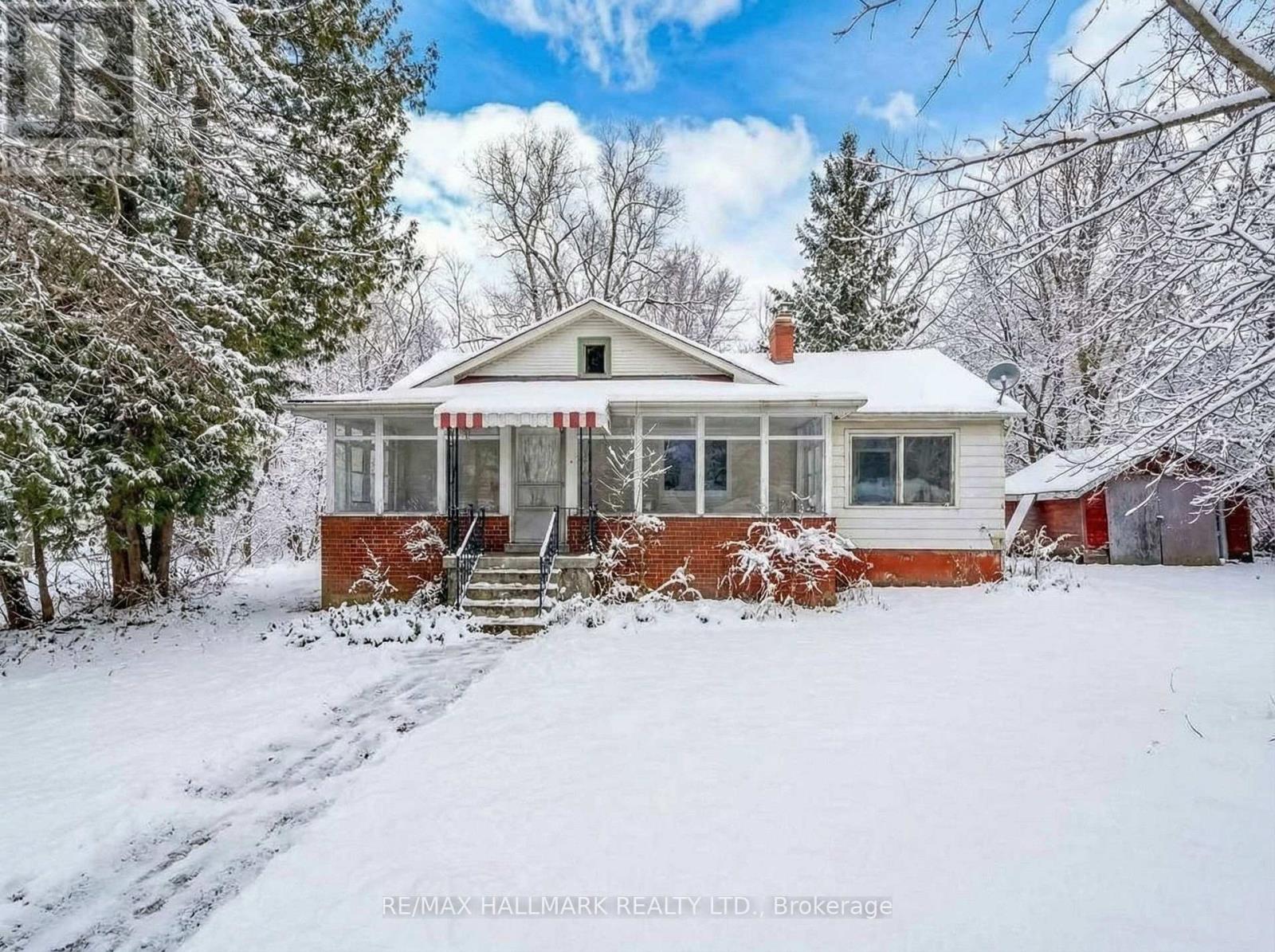 108 YONGEHURST ROAD - 2
