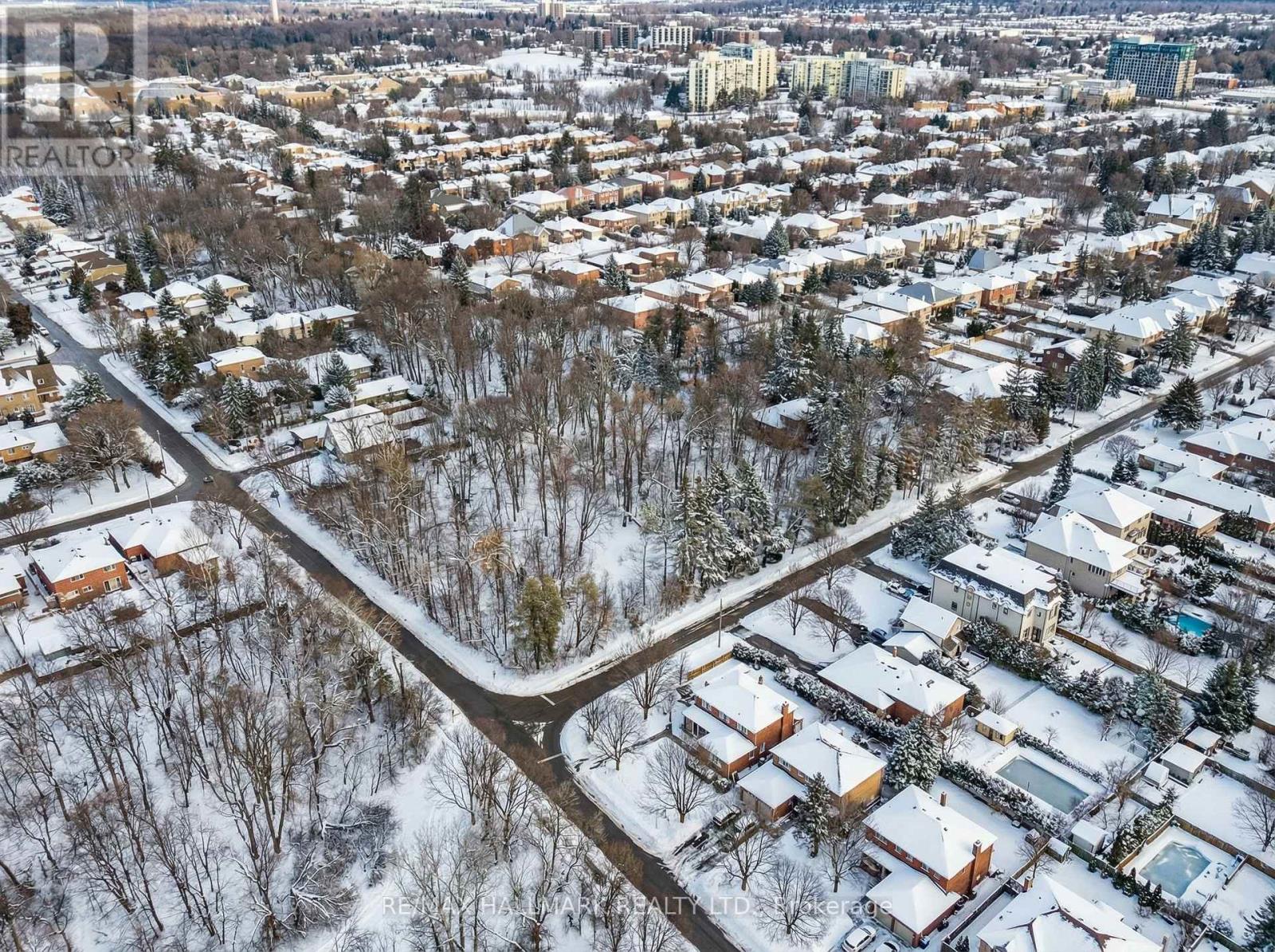 108 YONGEHURST ROAD - 6