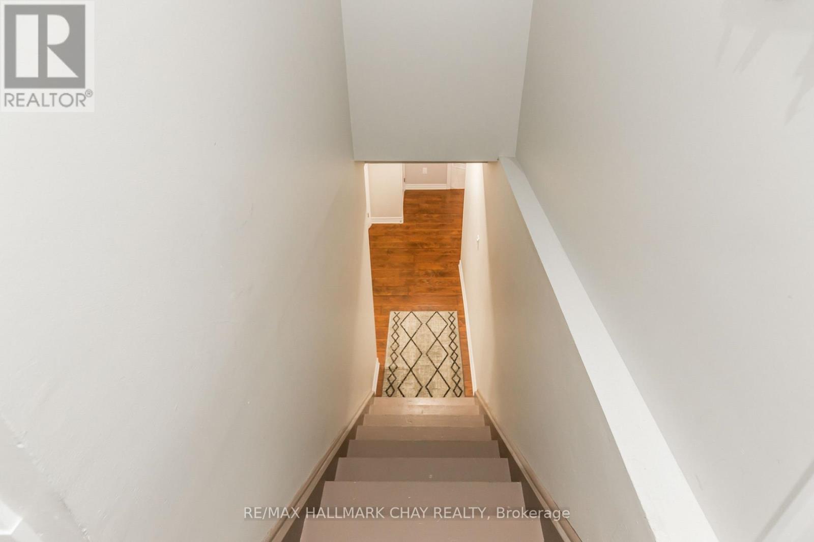 LOWER - 160 GOLDEN GATE CIRCLE - Photo 4 of 28, Vaughan (Sonoma Heights), Ontario