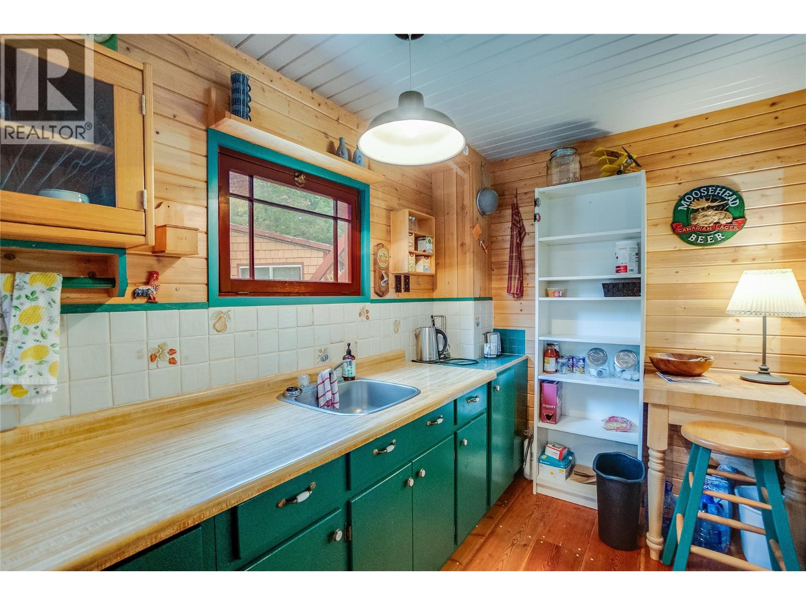 8780 MARTENS ROAD - 10