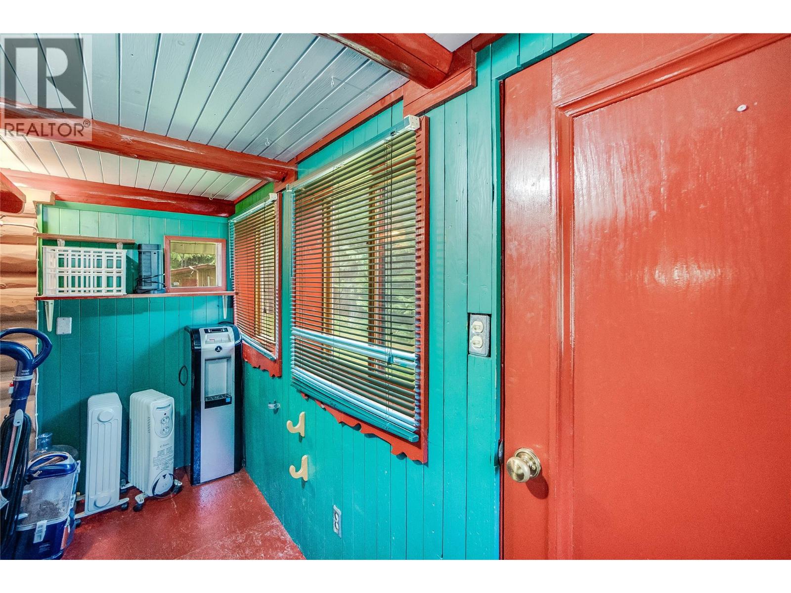 8780 MARTENS ROAD - 16