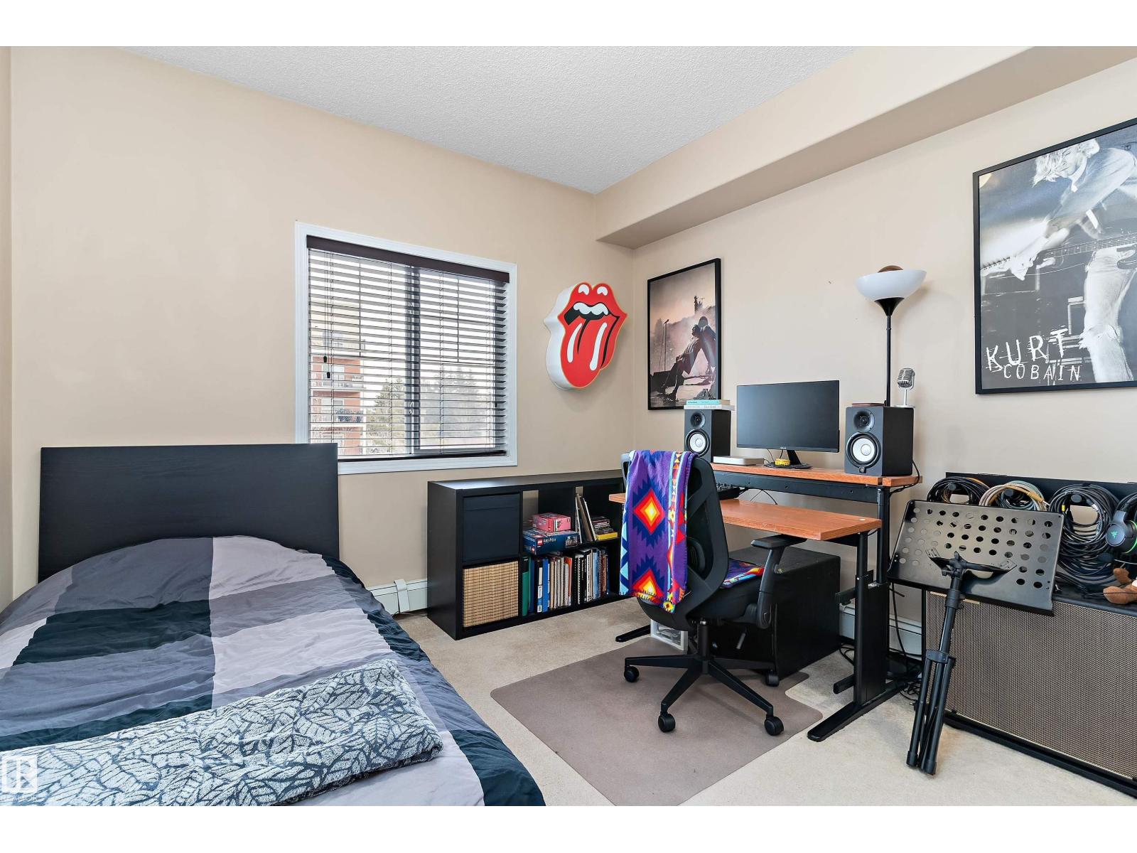 #211 16715 100 AV NW, Edmonton