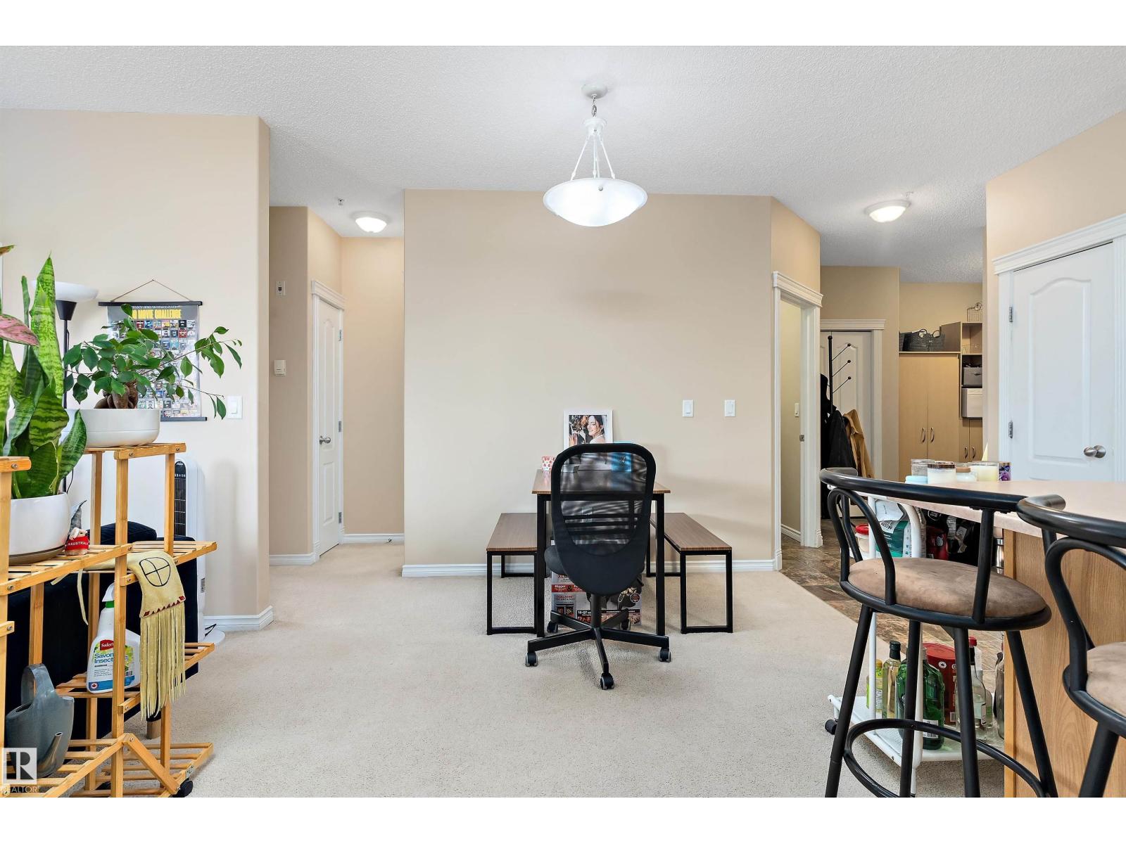 #211 16715 100 AV NW, Edmonton