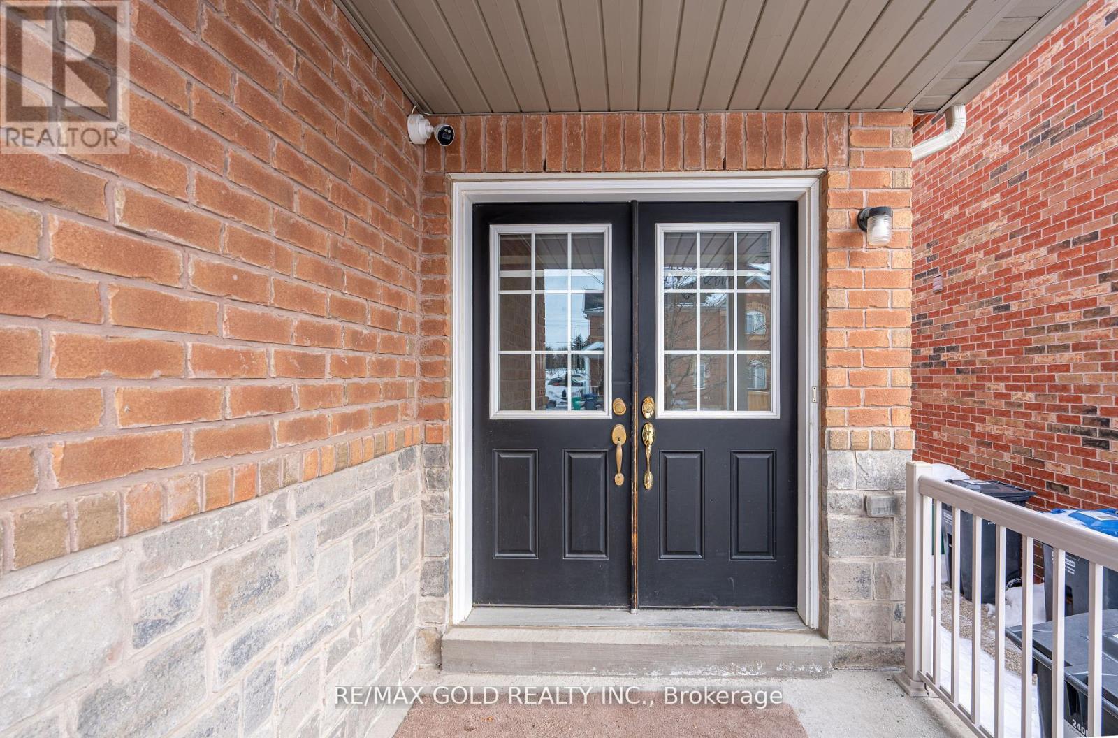 14 GULFBROOK CIRCLE - Photo 2 of 39, Brampton (Sandringham-Wellington), Ontario