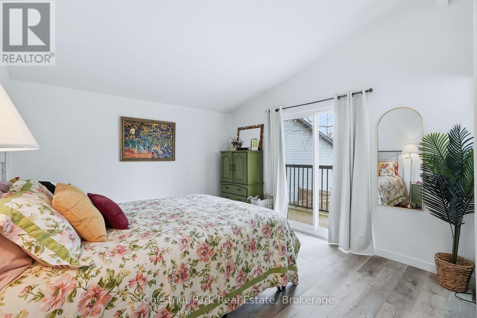 324 BRYANT STREET, South Bruce Peninsula, Ontario
