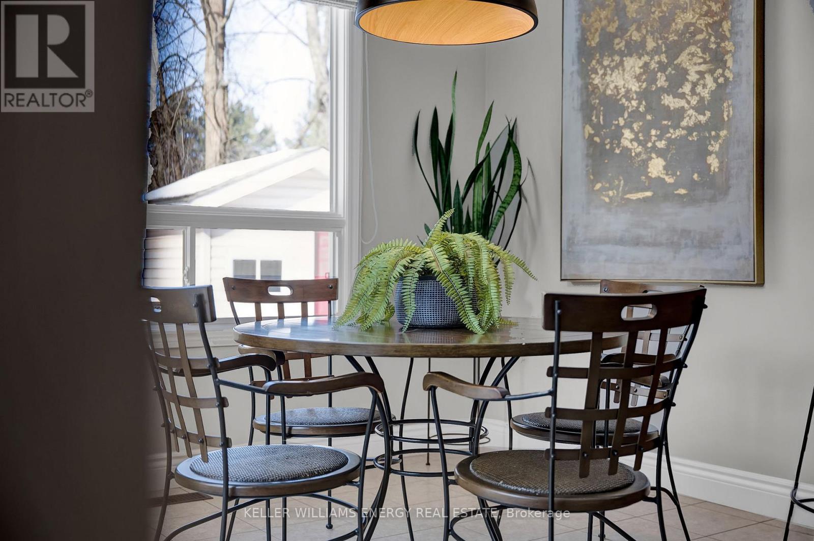 518 BRITANNIA AVENUE E - Photo 5 of 45, Oshawa (Kedron), Ontario