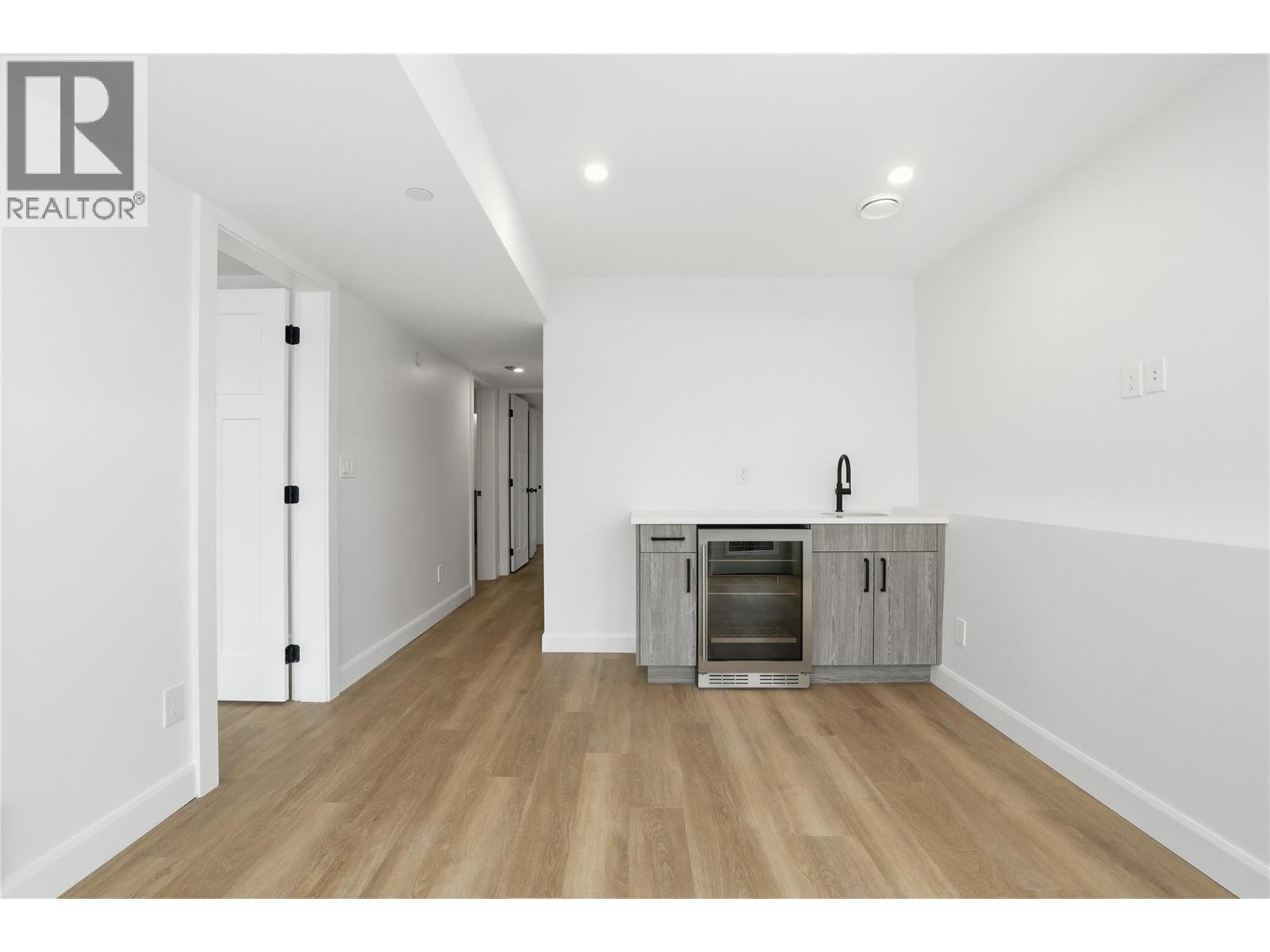  12 Monashee Way, Big White