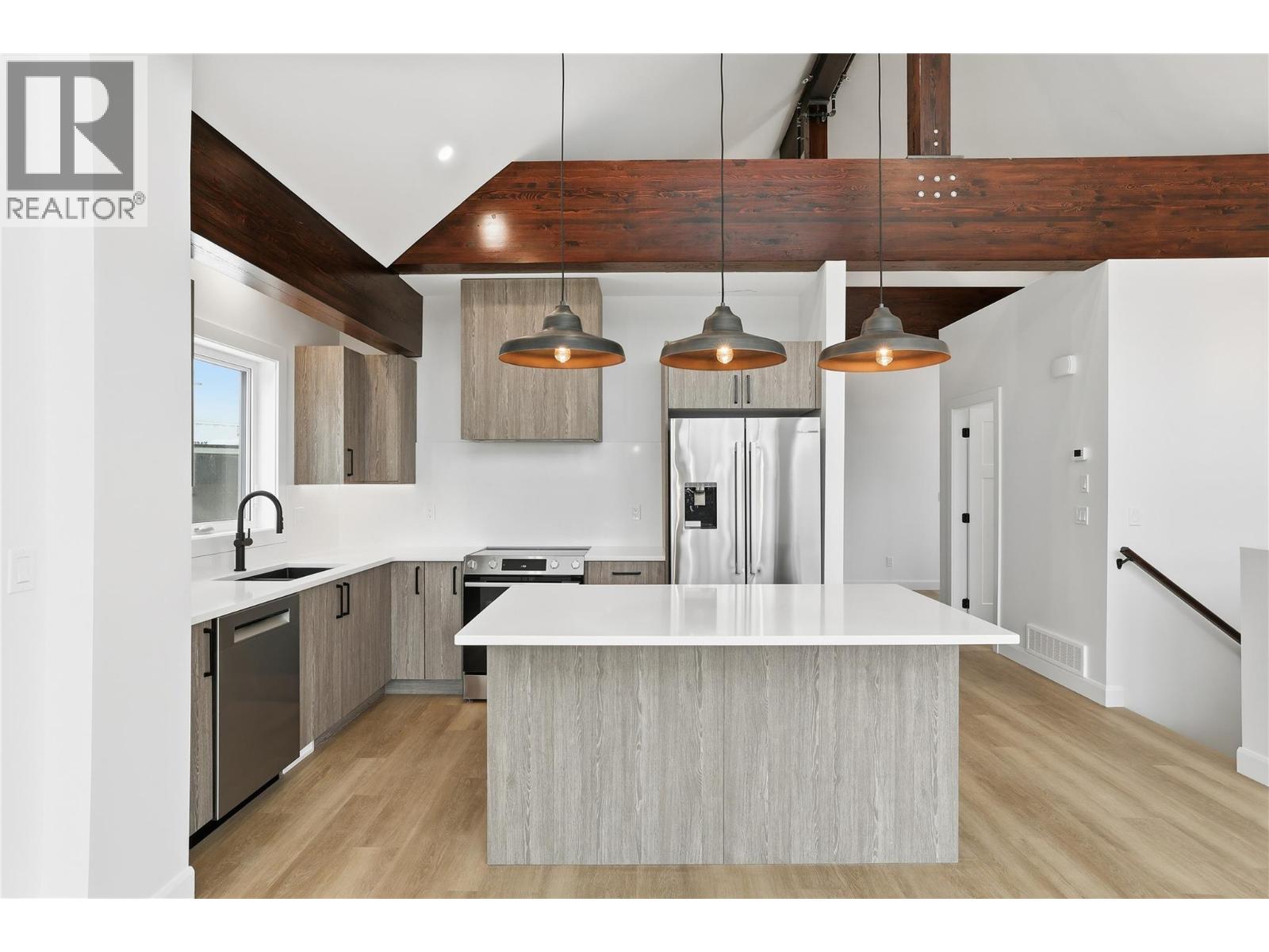  12 Monashee Way, Big White